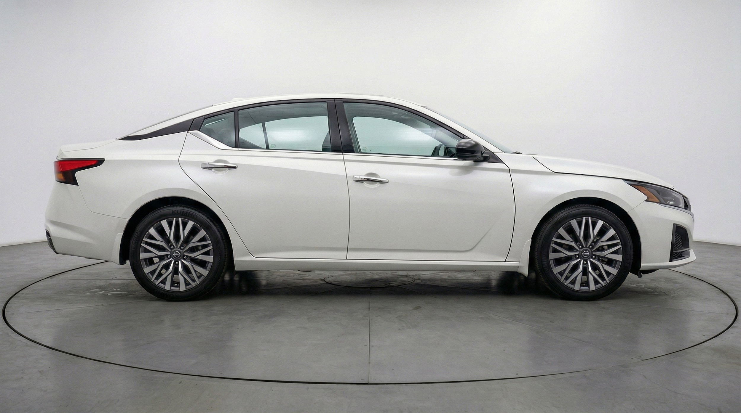 Thumbnail: 2025 Nissan Altima - 11