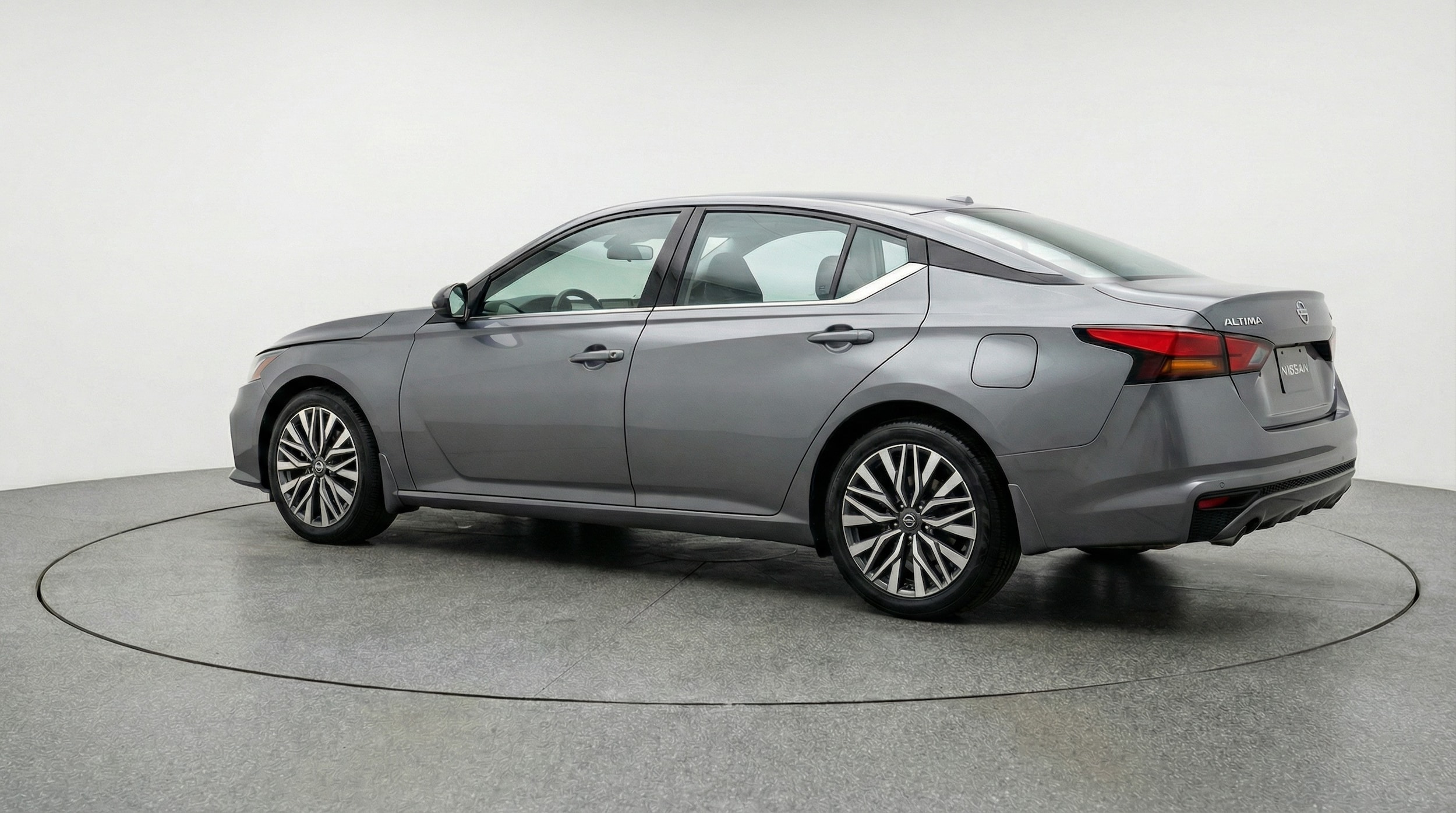 Thumbnail: 2025 Nissan Altima - 5