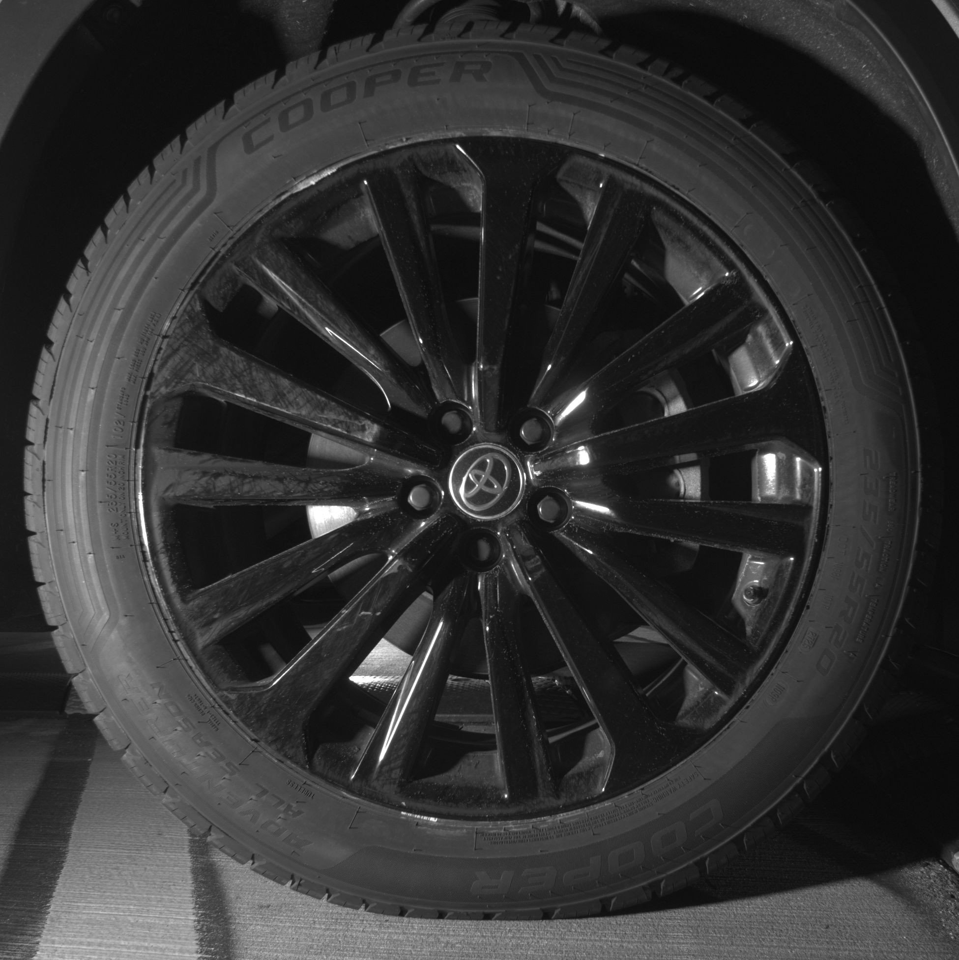 Thumbnail: 2025 Toyota Highlander - 13