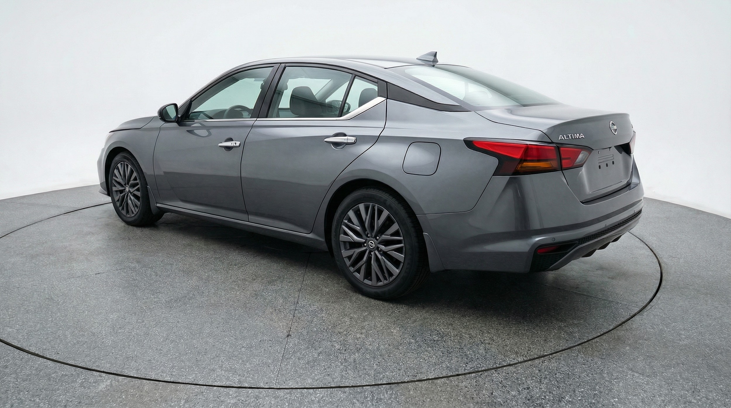 Thumbnail: 2025 Nissan Altima - 5