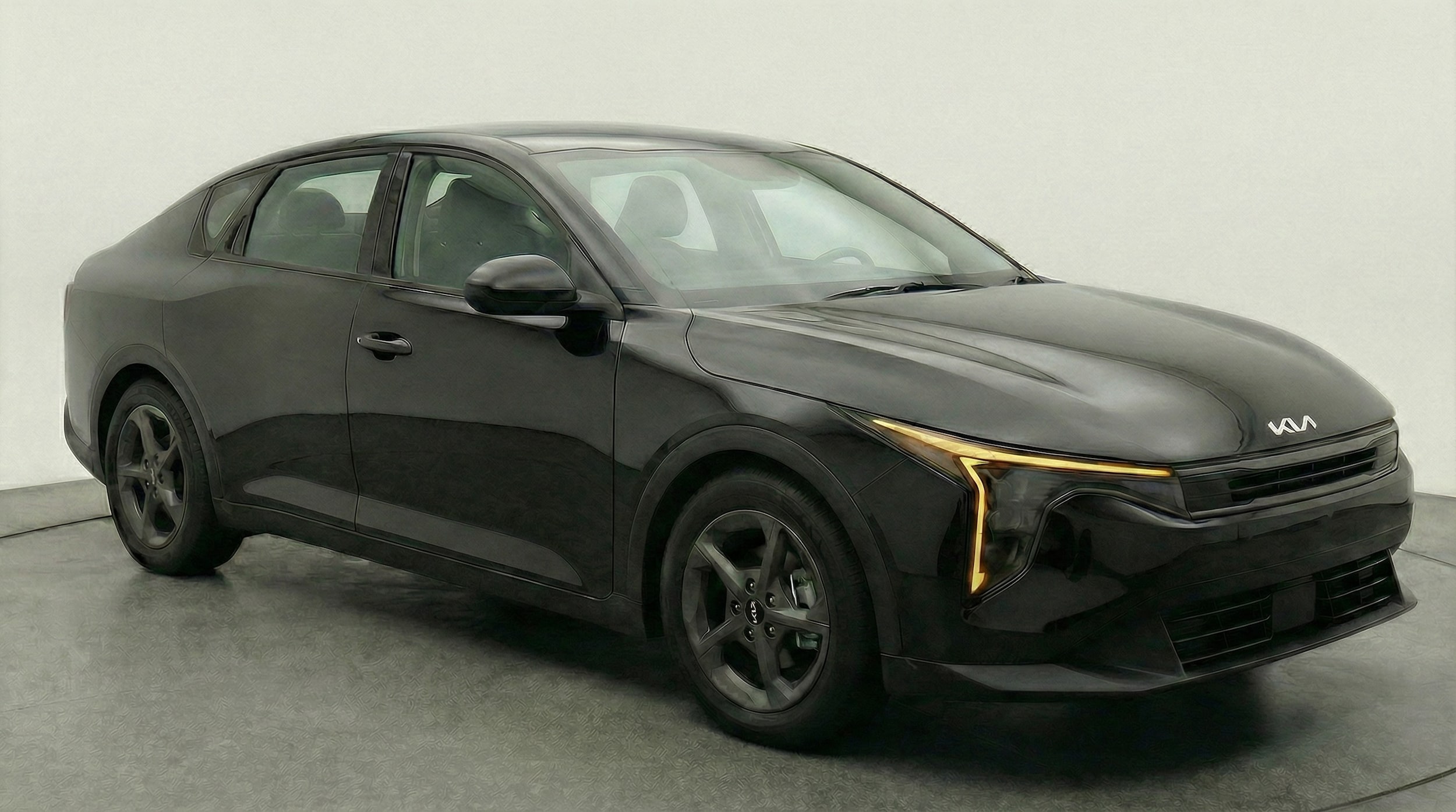 Thumbnail: 2025 Kia K4 - 1