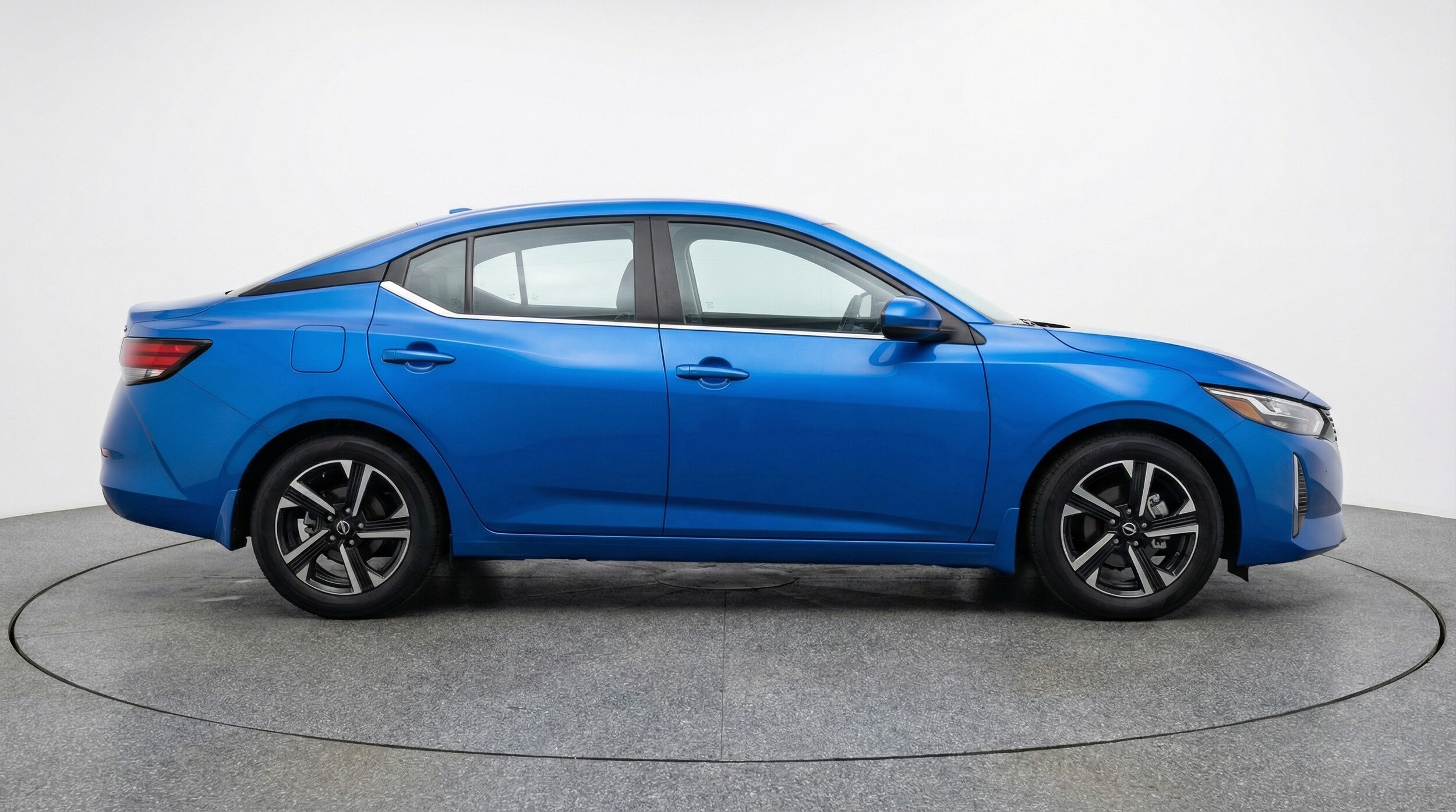 Thumbnail: 2025 Nissan Sentra - 8