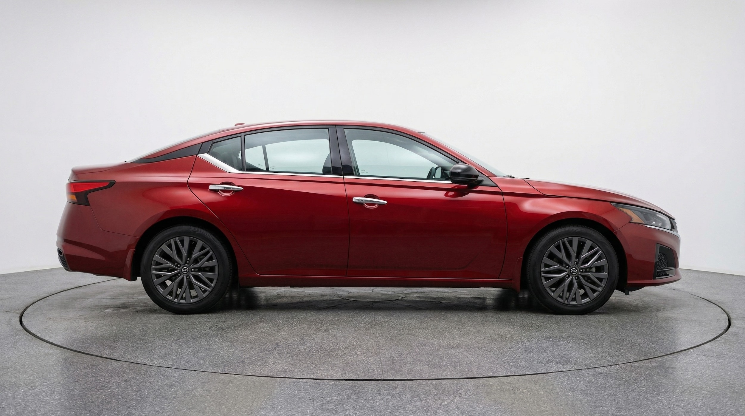 Thumbnail: 2025 Nissan Altima - 8