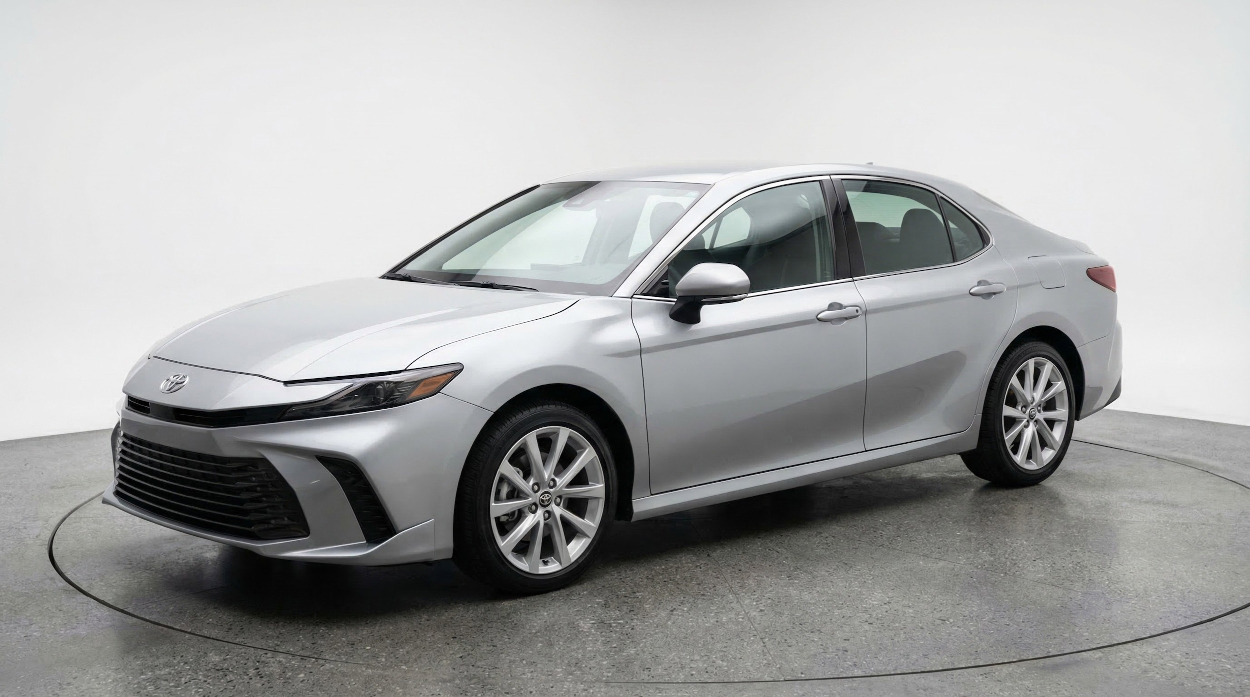 Thumbnail: 2025 Toyota Camry - 3