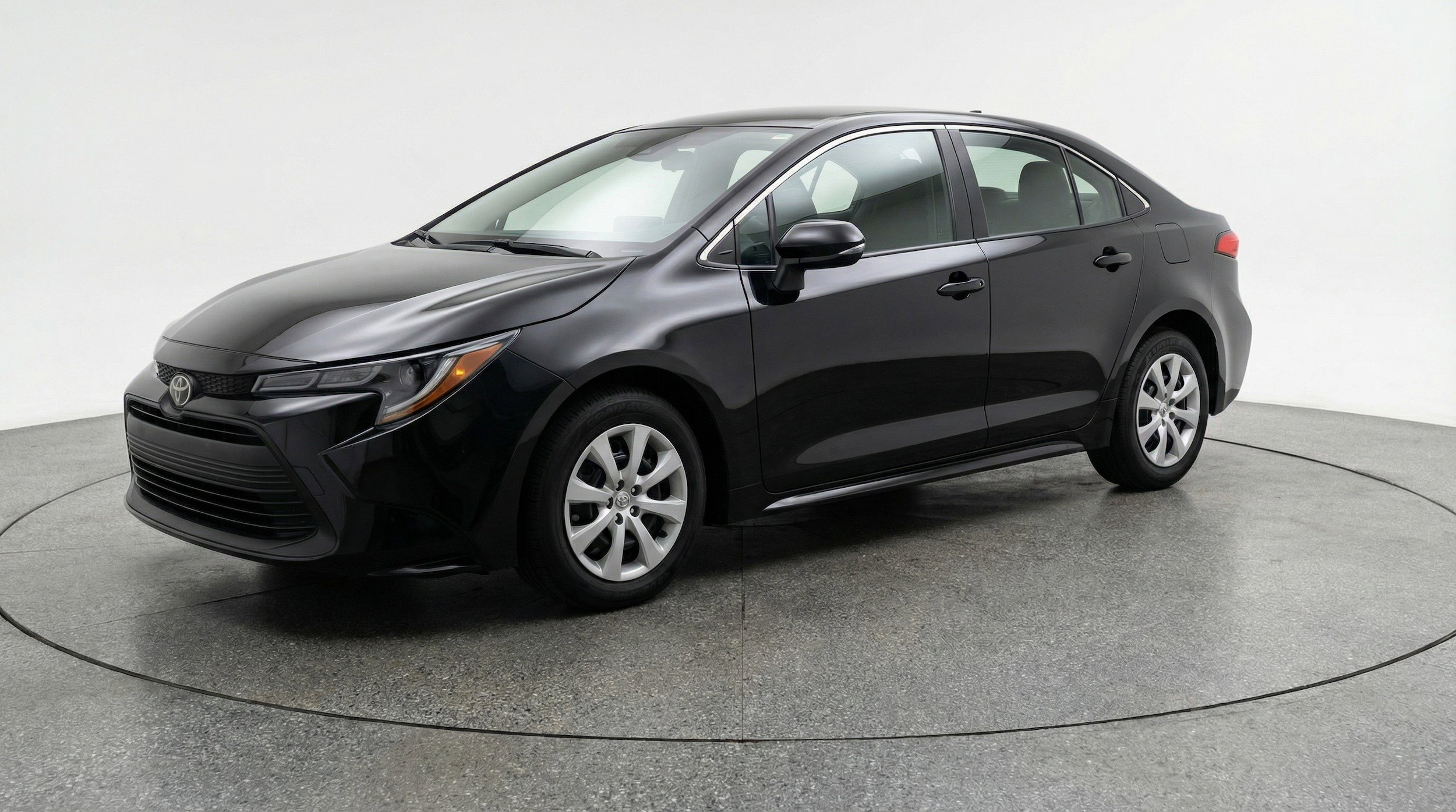 Thumbnail: 2025 Toyota Corolla - 3