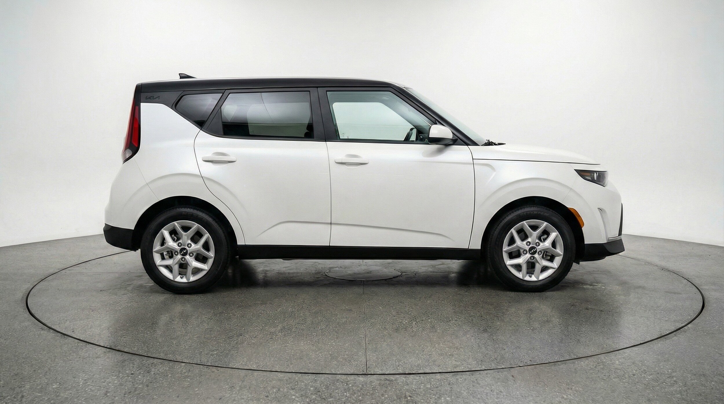 Thumbnail: 2025 Kia Soul - 11