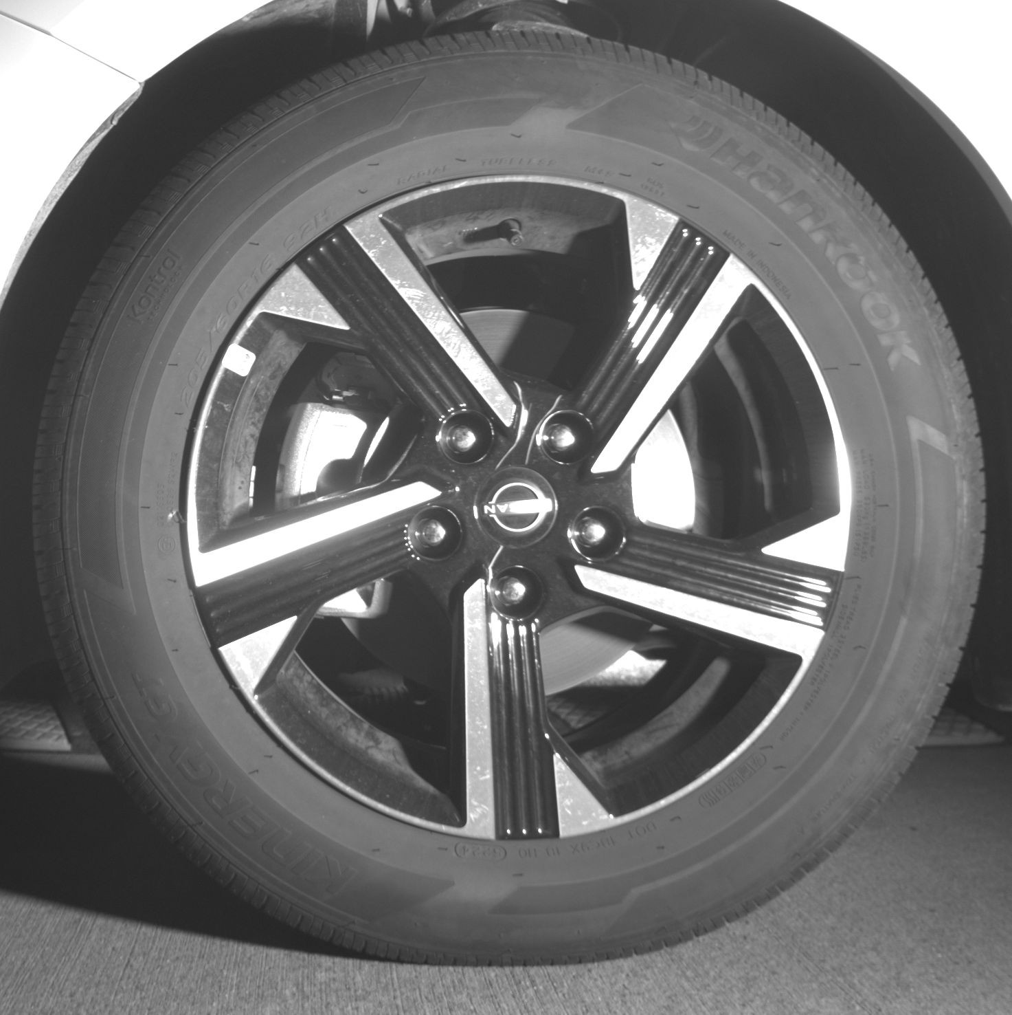 Thumbnail: 2025 Nissan Sentra - 9