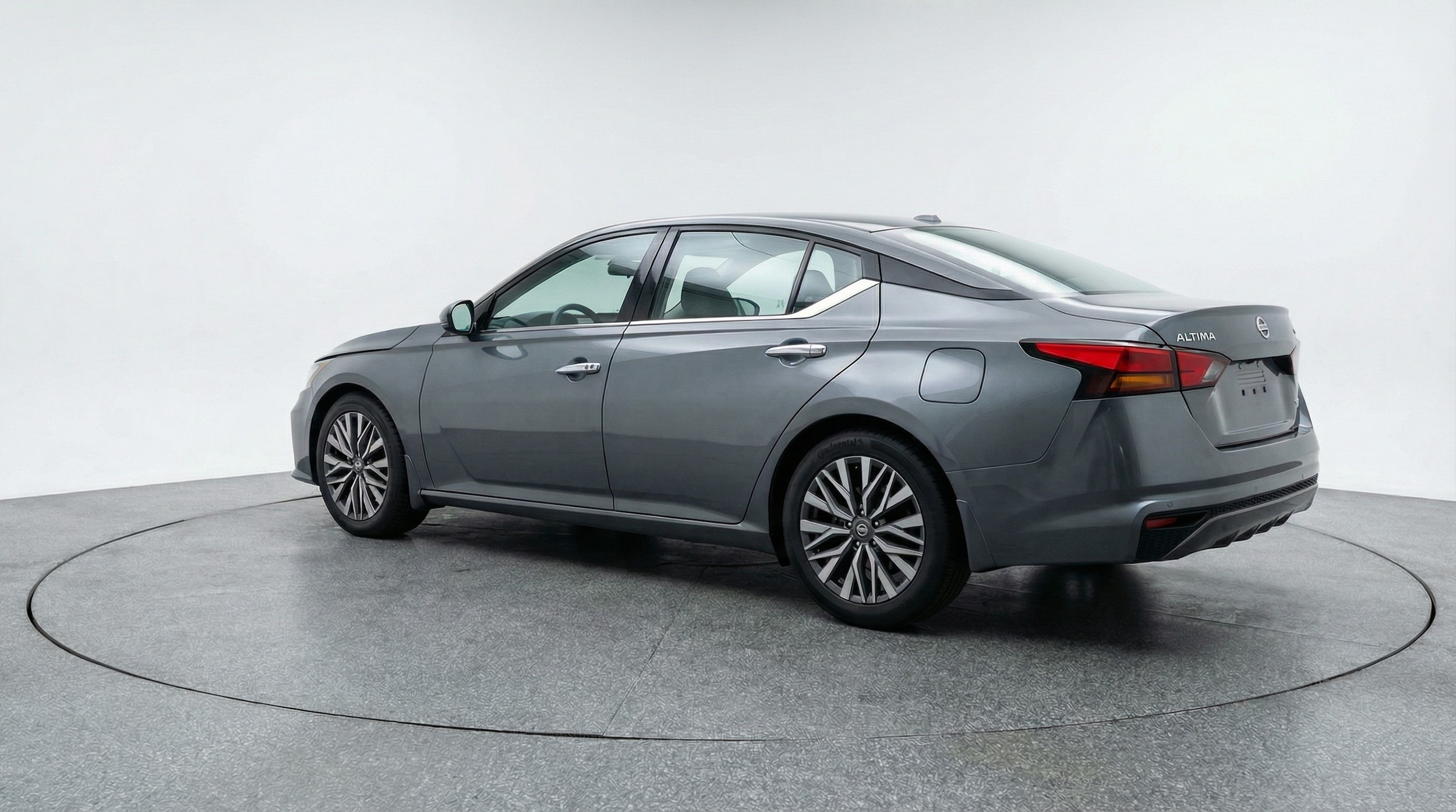 Thumbnail: 2025 Nissan Altima - 5