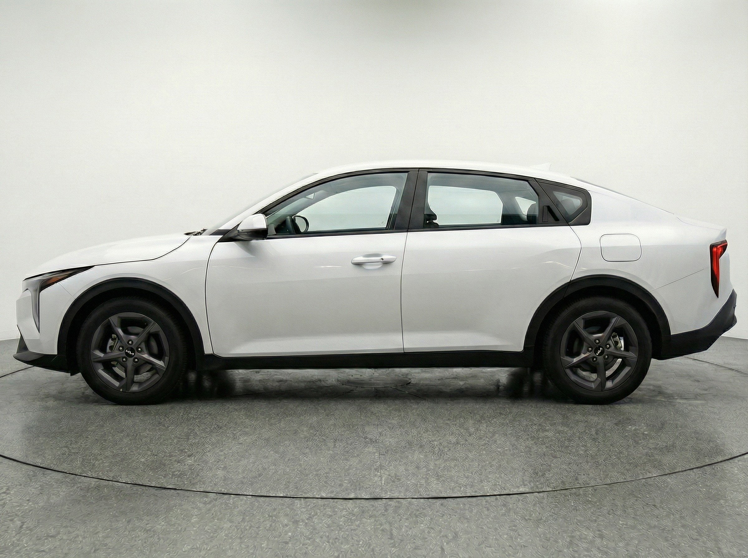 Thumbnail: 2025 Kia K4 - 5