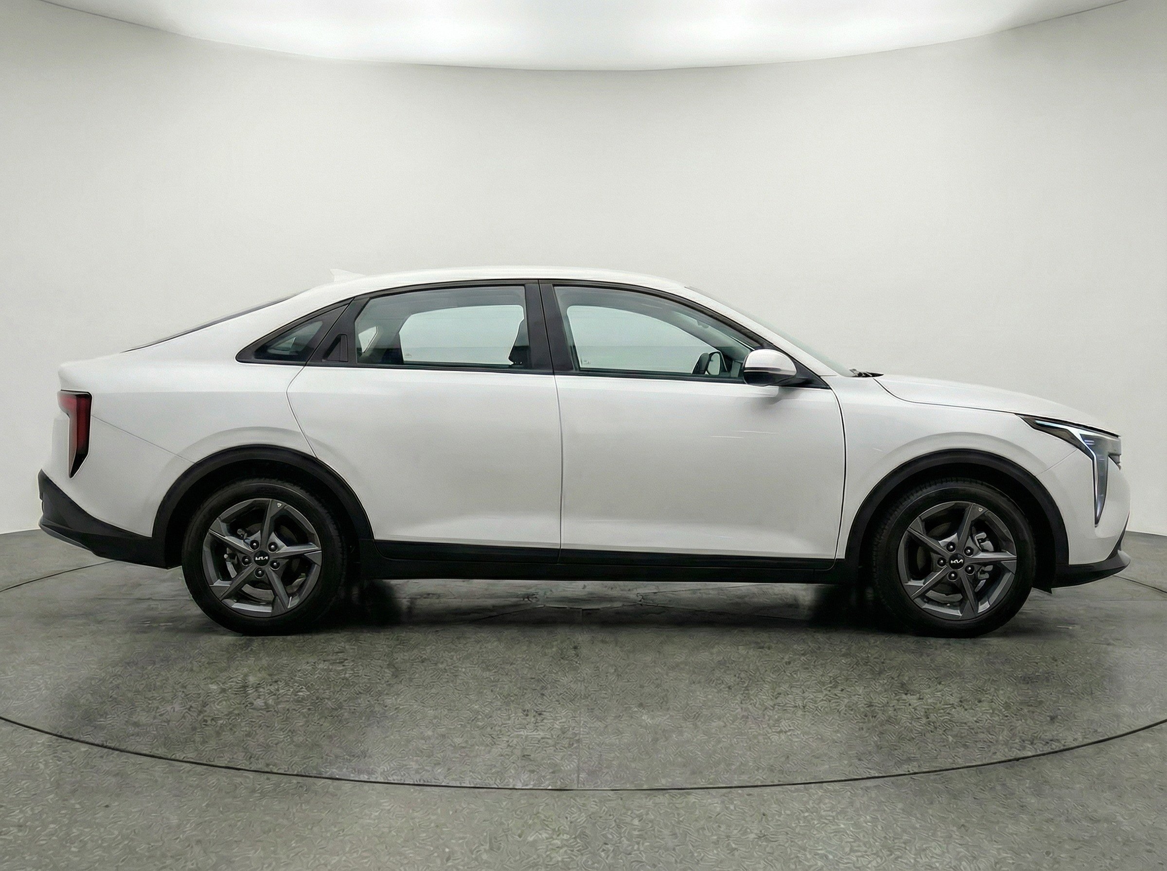 Thumbnail: 2025 Kia K4 - 11