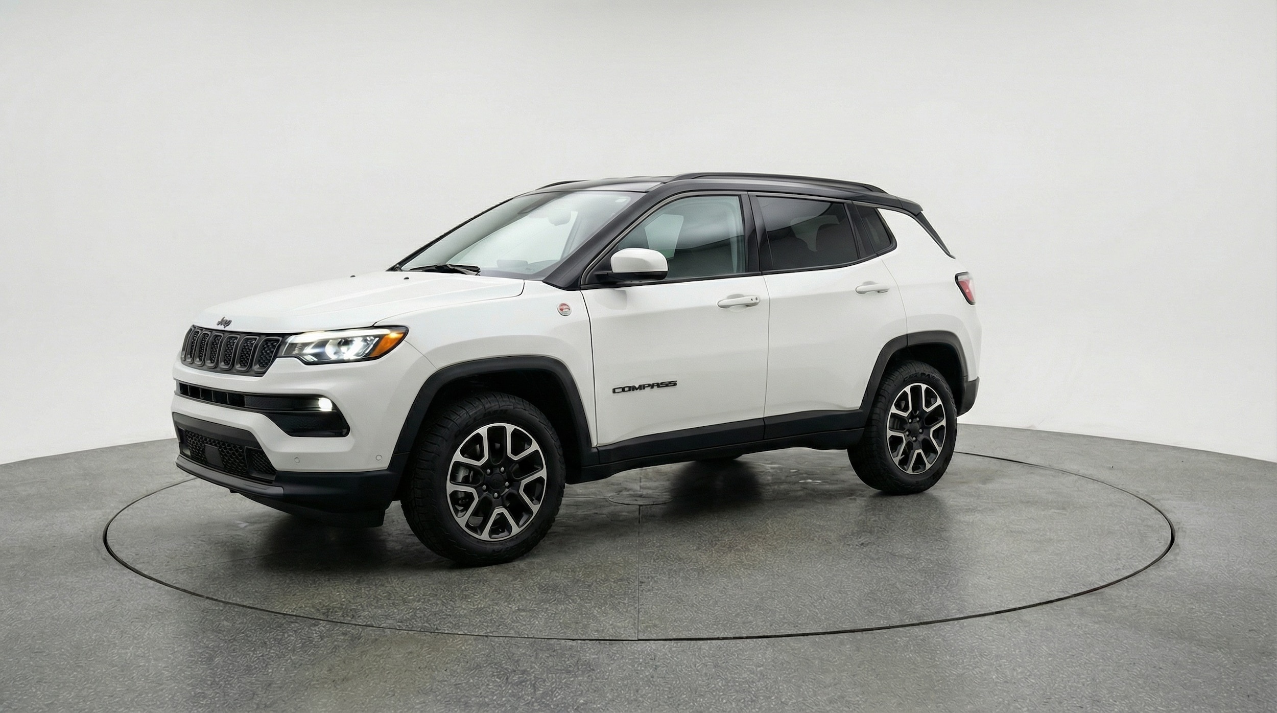 Thumbnail: 2025 Jeep Compass - 3