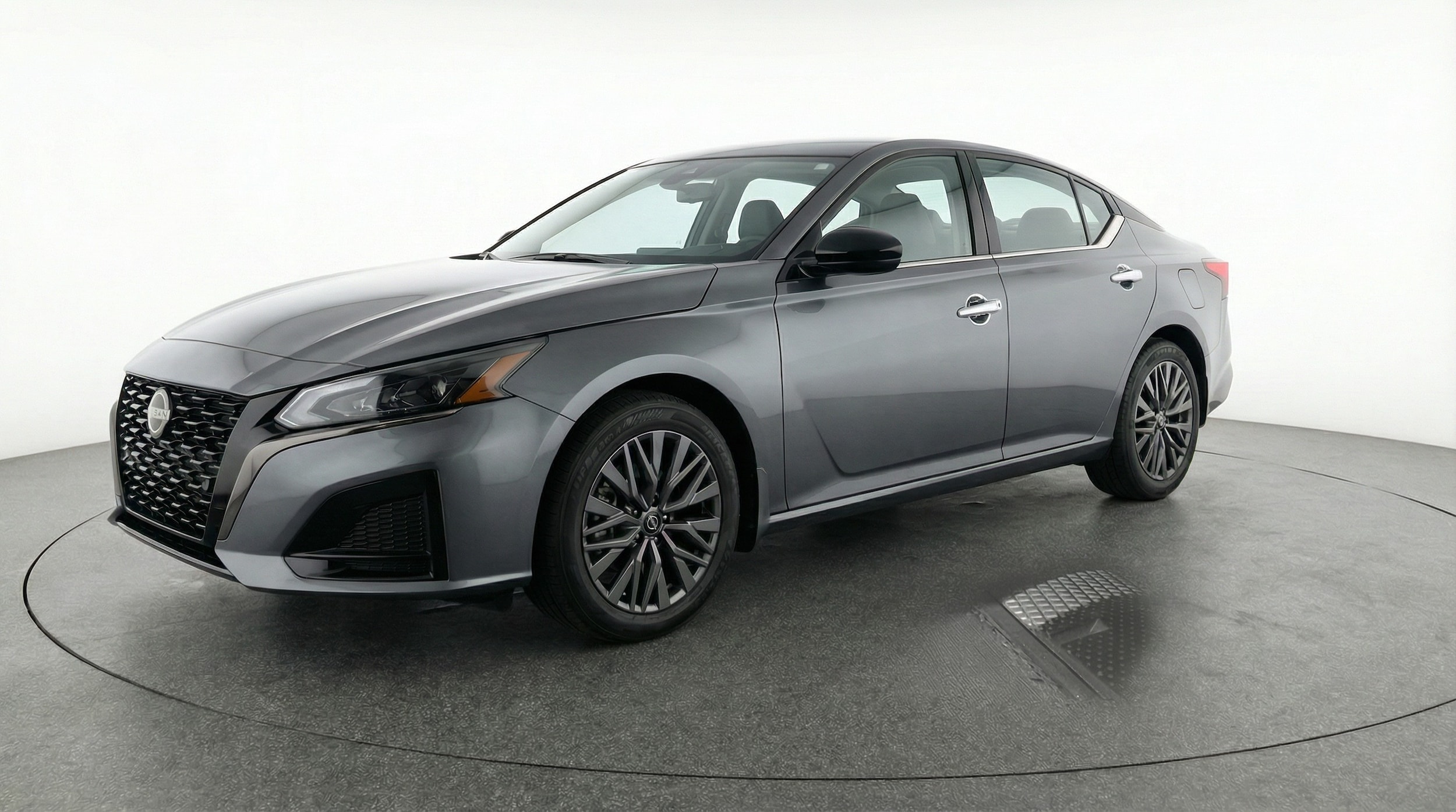 Thumbnail: 2025 Nissan Altima - 3