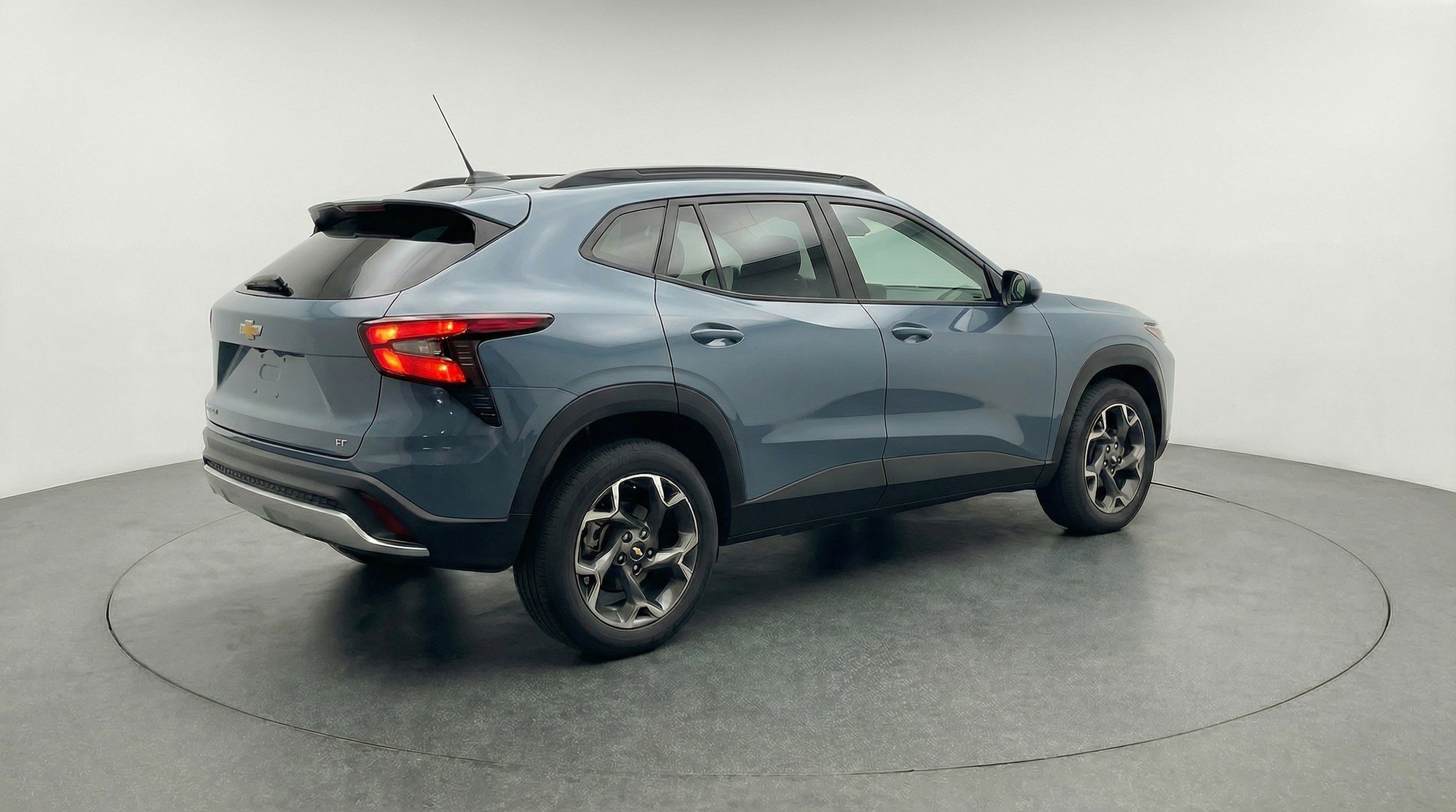 Thumbnail: 2025 Chevrolet Trax - 9