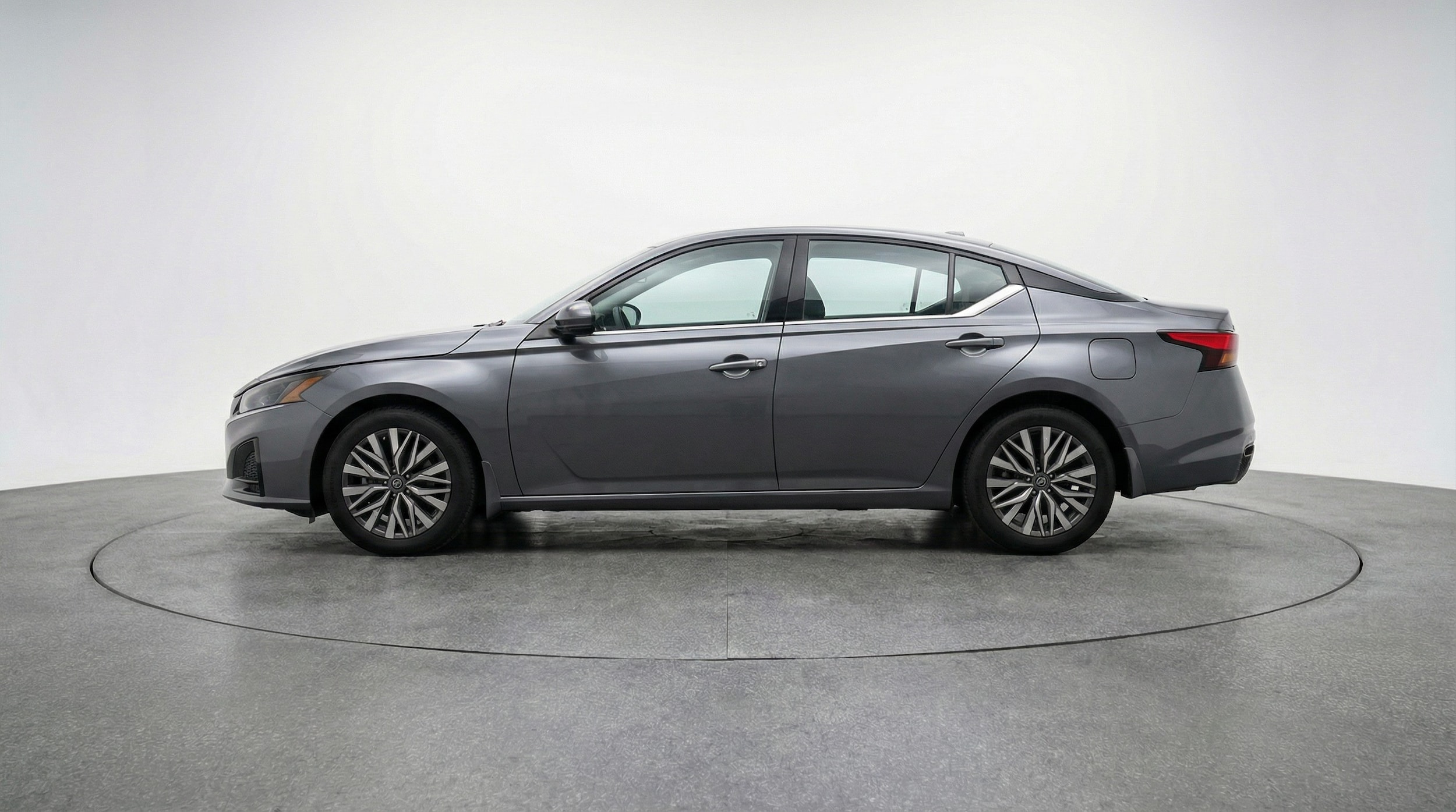 Thumbnail: 2025 Nissan Altima - 4