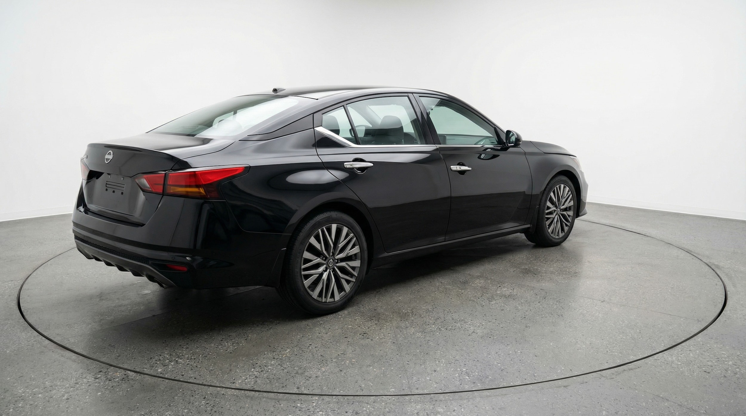 Thumbnail: 2025 Nissan Altima - 7