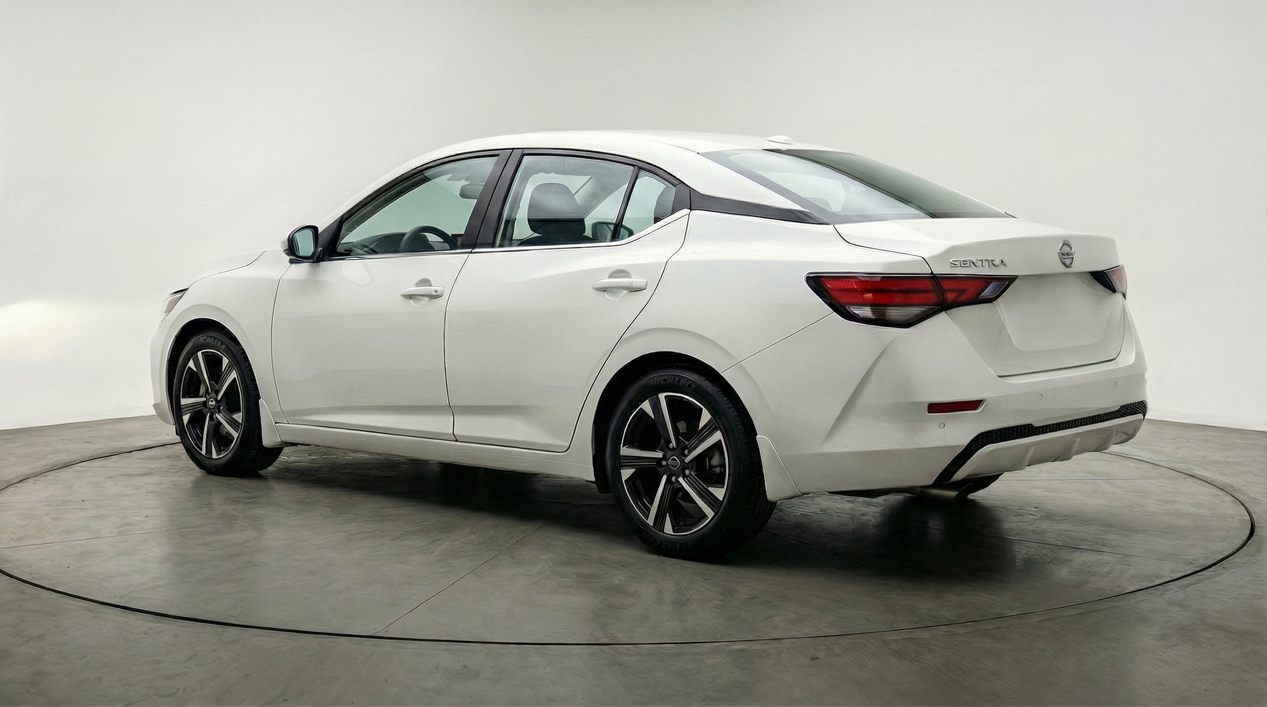 Thumbnail: 2025 Nissan Sentra - 5