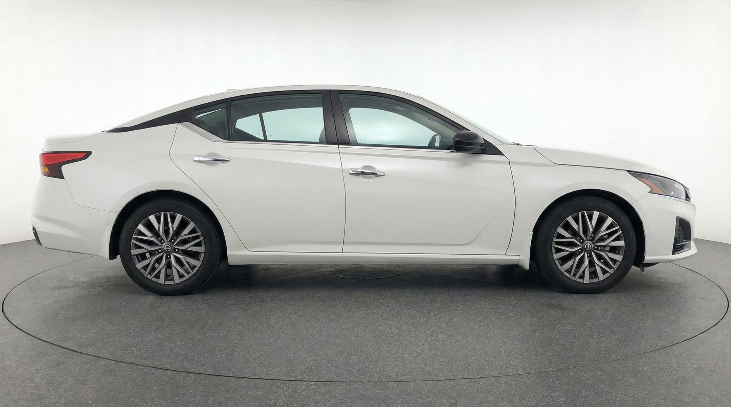 Thumbnail: 2025 Nissan Altima - 11