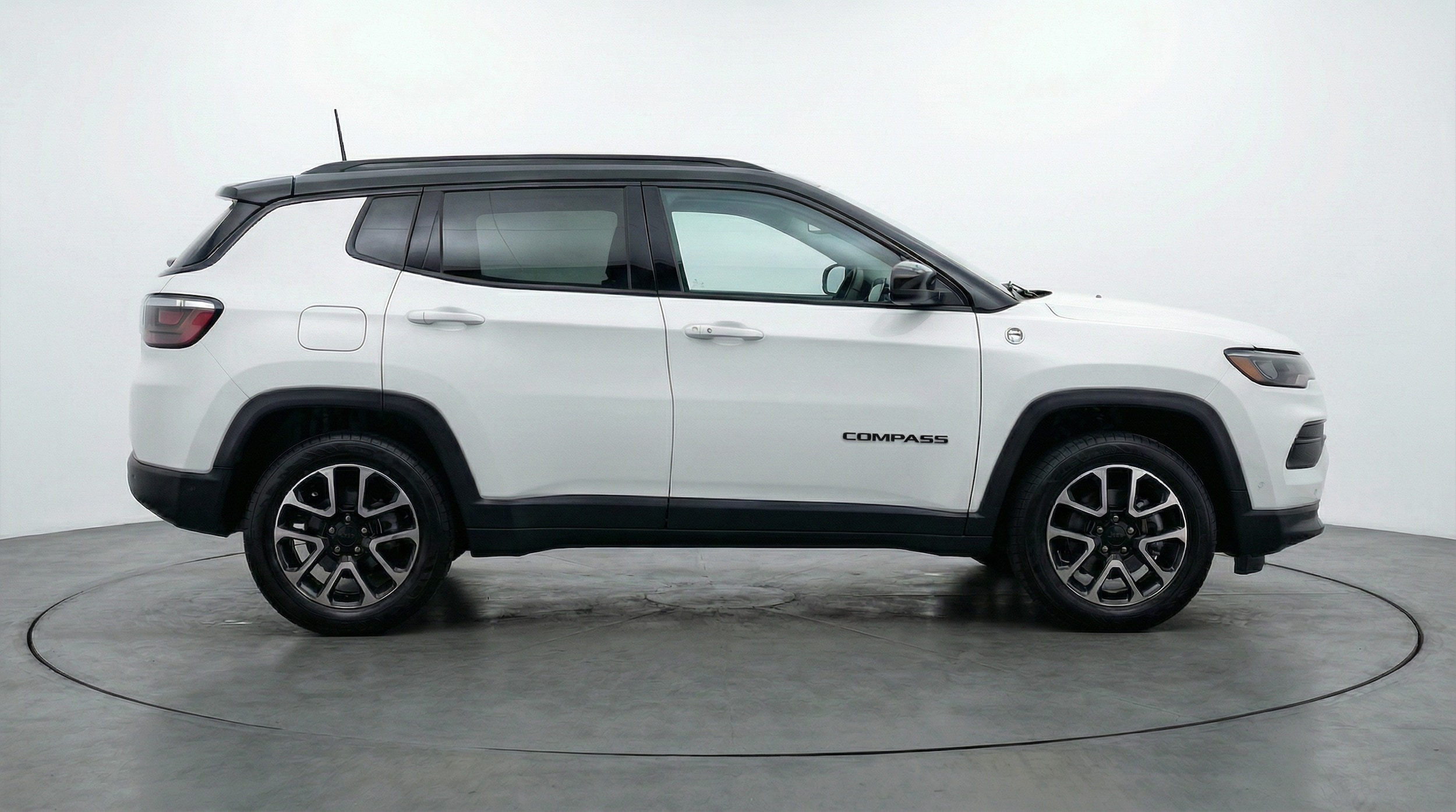 Thumbnail: 2025 Jeep Compass - 8