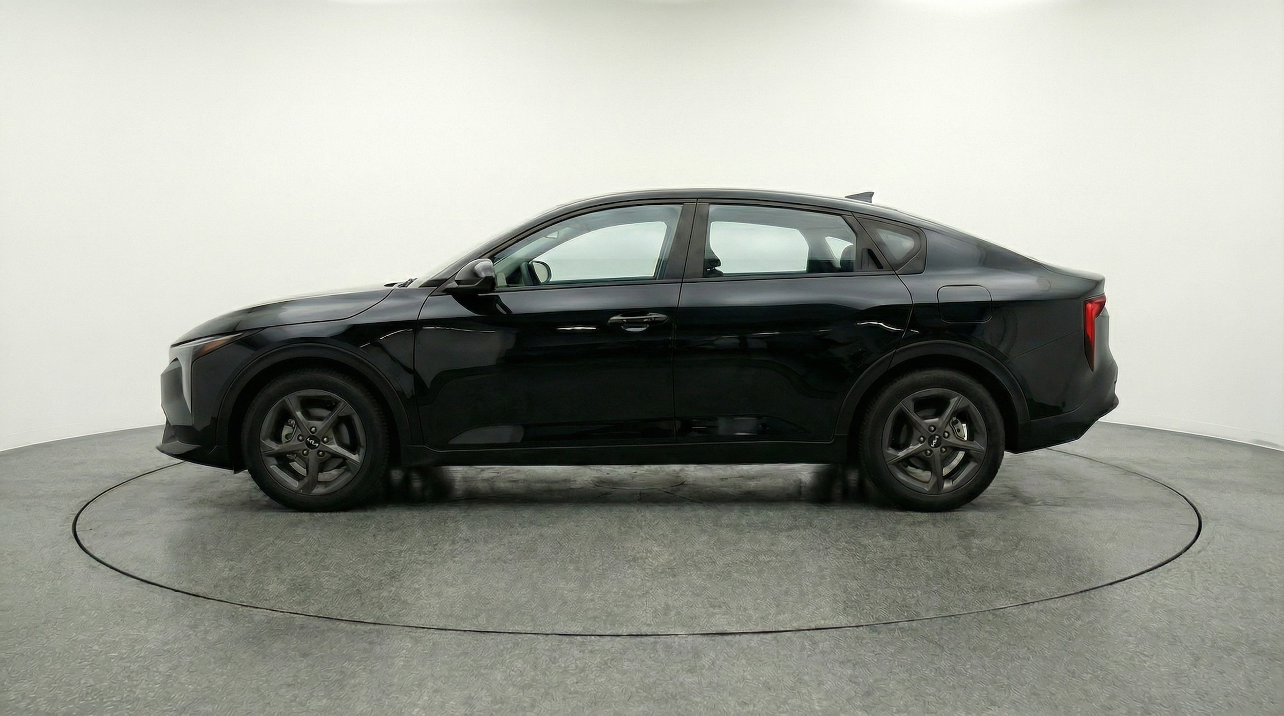 Thumbnail: 2025 Kia K4 - 4