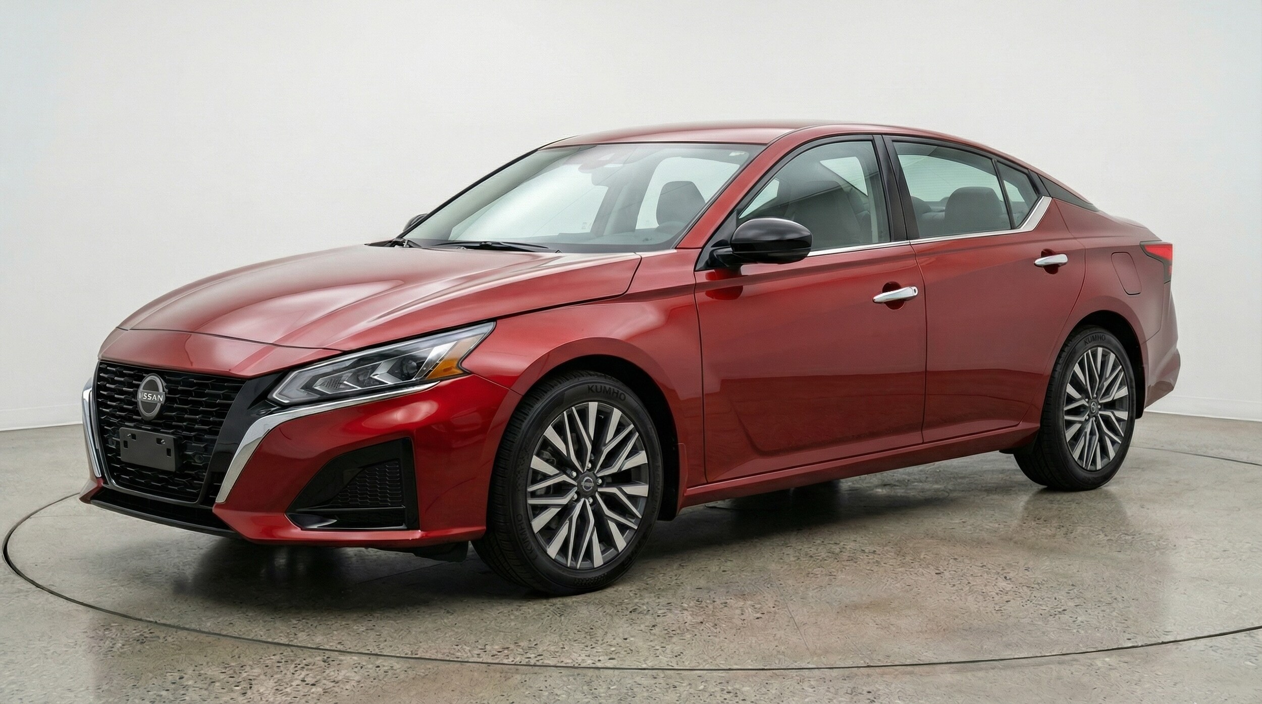 Thumbnail: 2025 Nissan Altima - 3