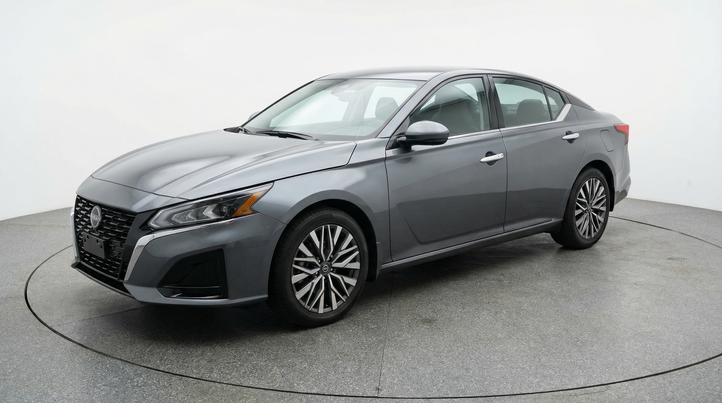 Thumbnail: 2025 Nissan Altima - 3