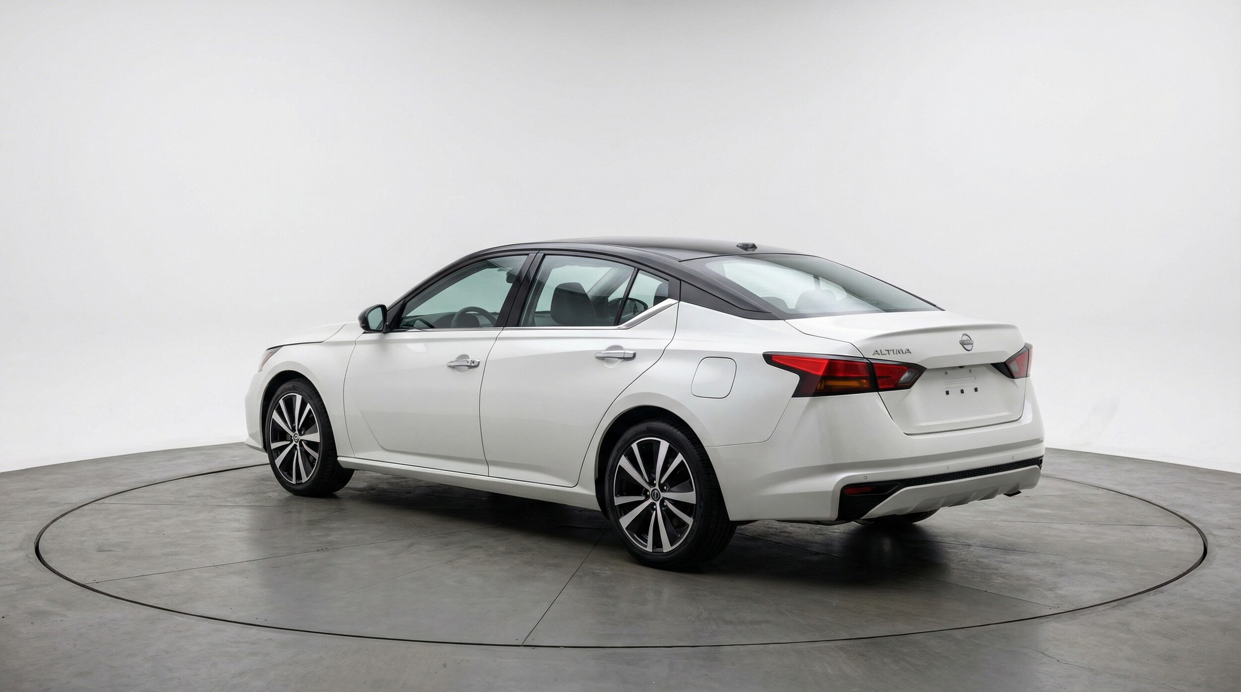 Thumbnail: 2025 Nissan Altima - 5