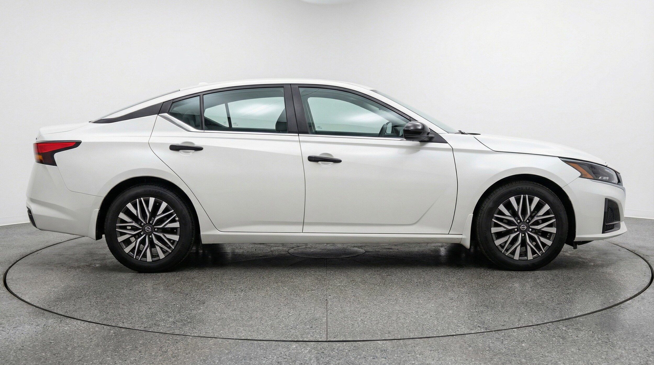Thumbnail: 2025 Nissan Altima - 11