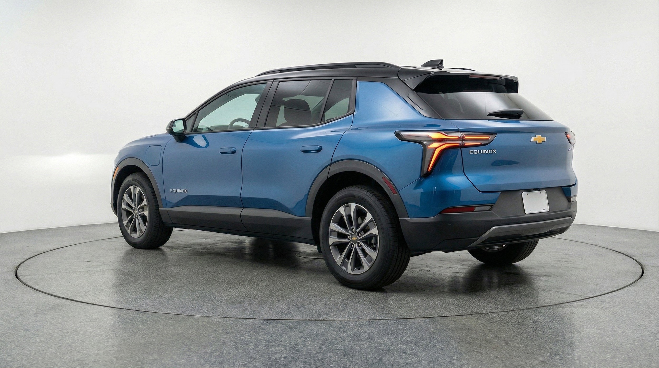 Thumbnail: 2025 Chevrolet Equinox - 6