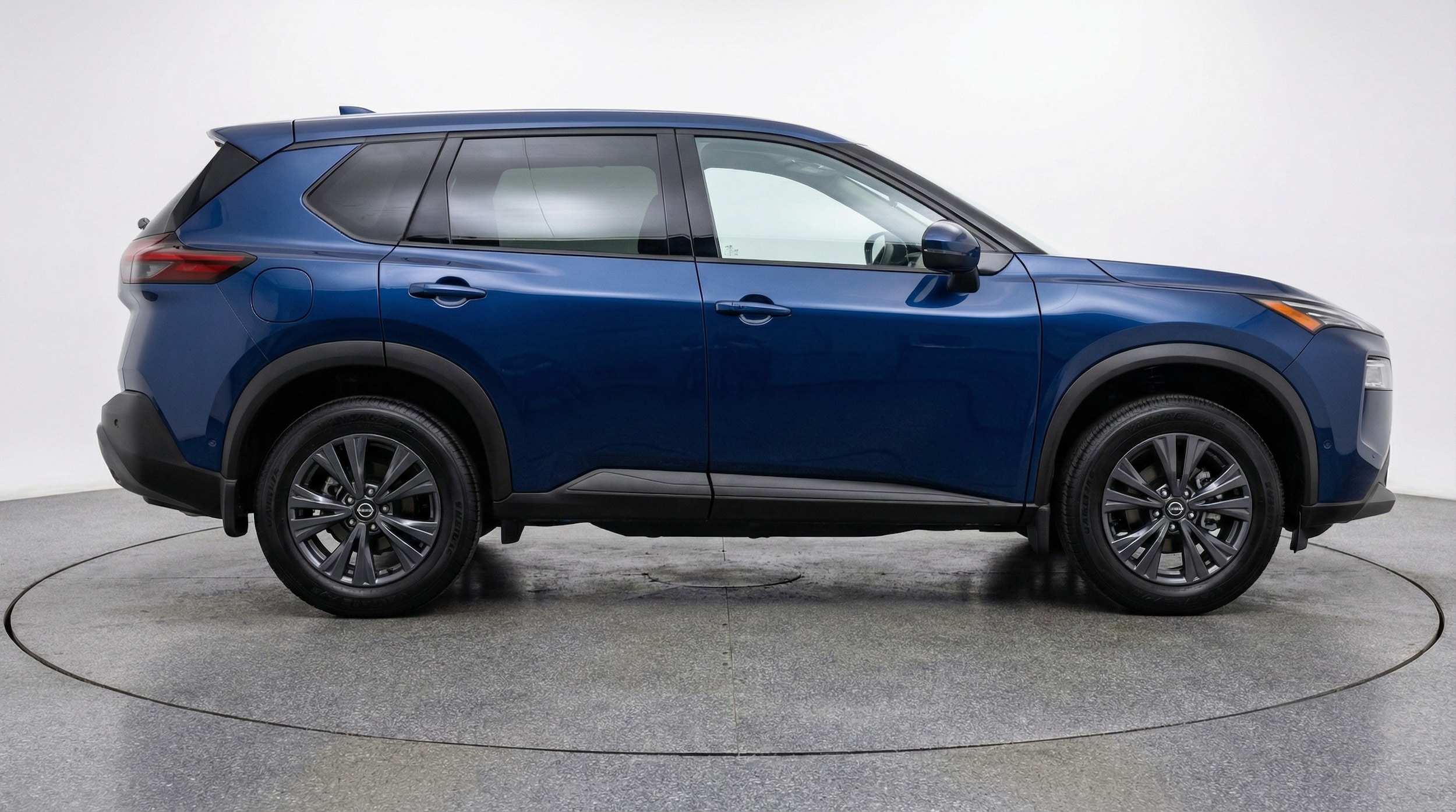 Thumbnail: 2025 Nissan Rogue - 8