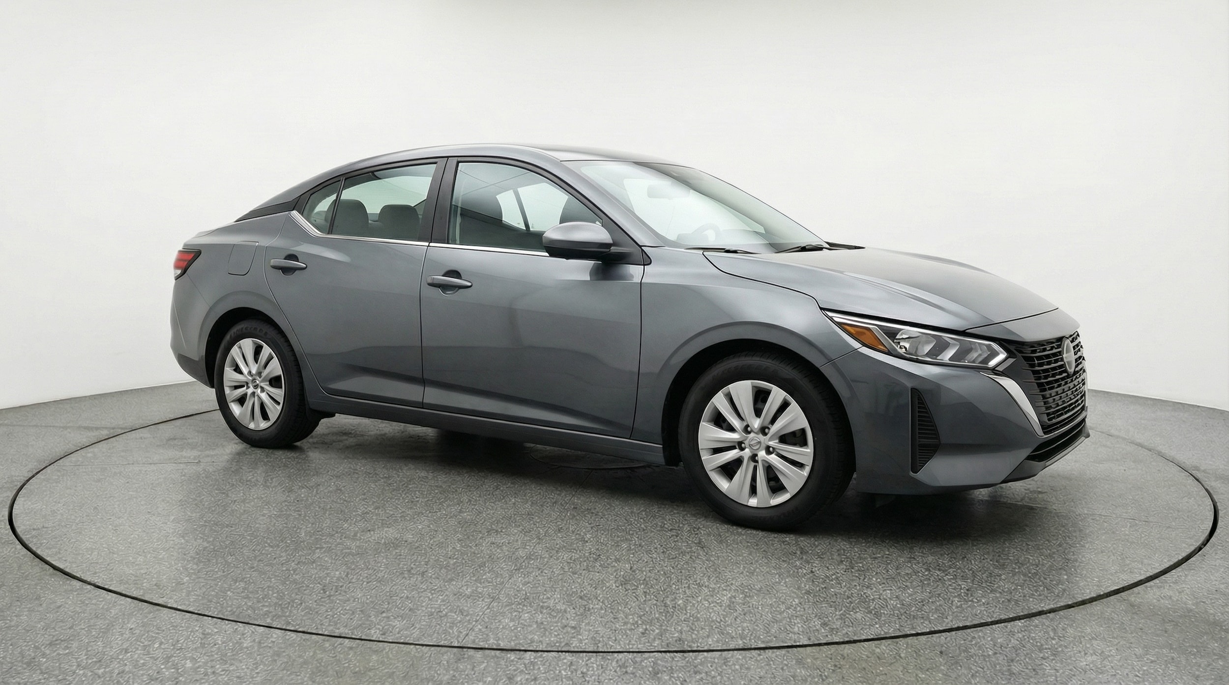 Thumbnail: 2025 Nissan Sentra - 1