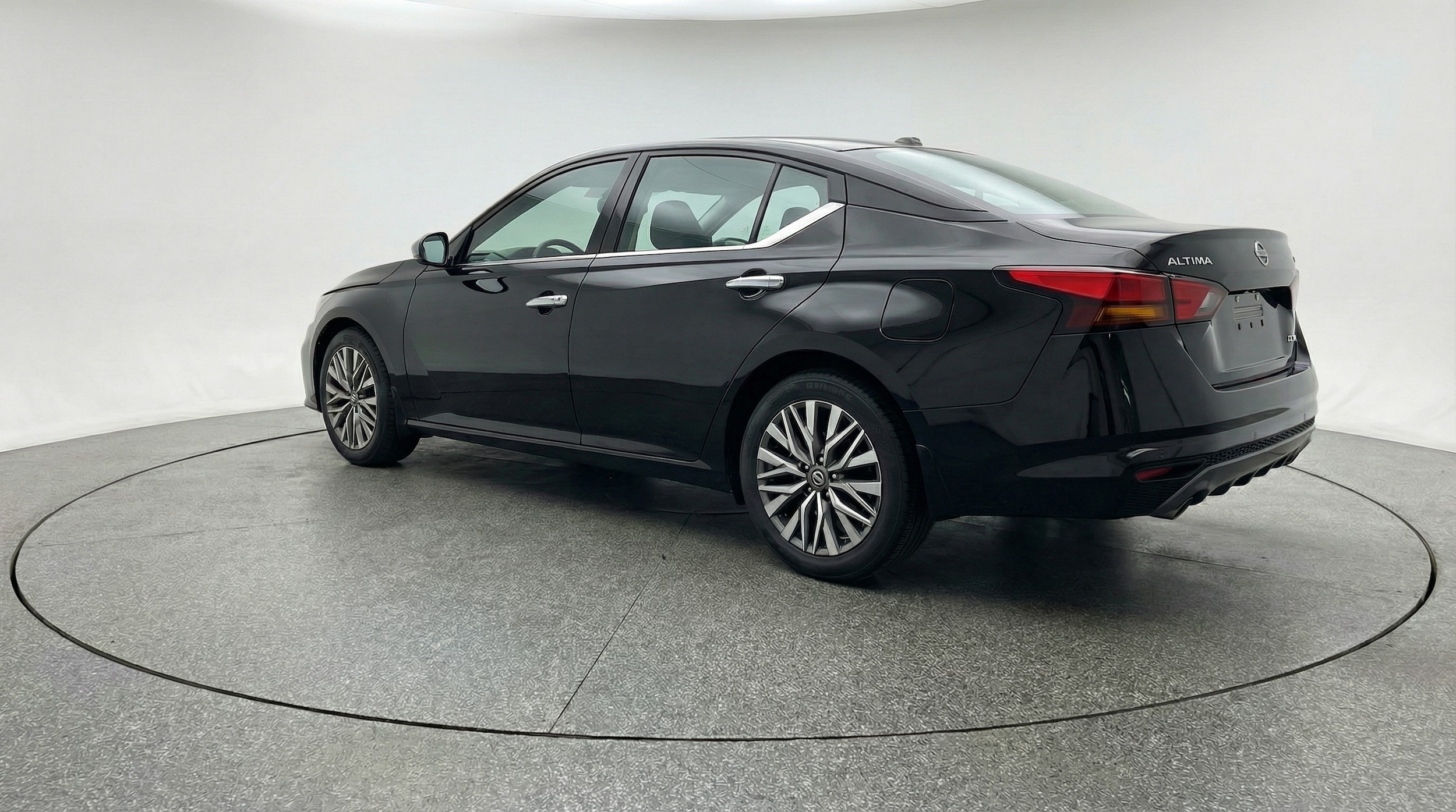 Thumbnail: 2025 Nissan Altima - 7