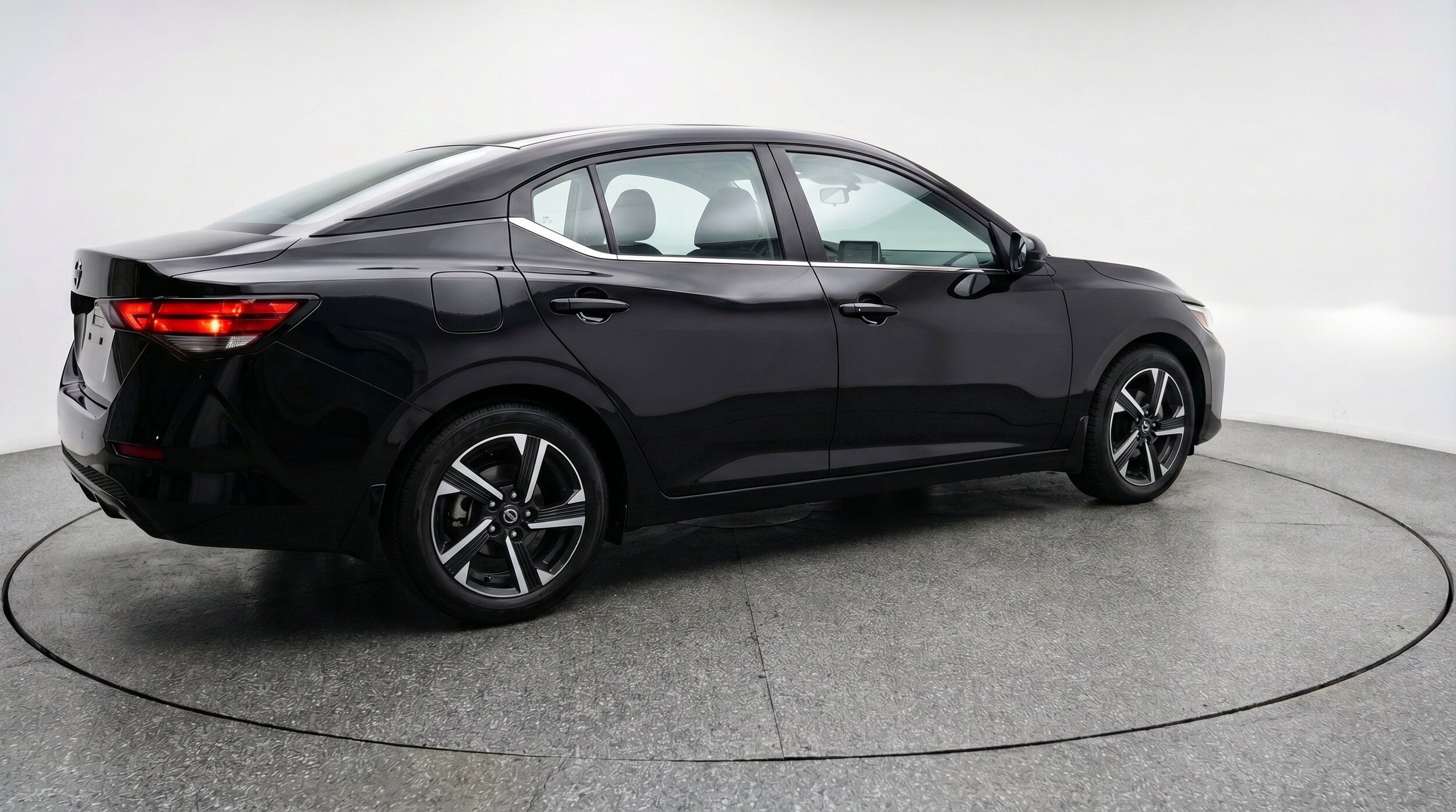 Thumbnail: 2025 Nissan Sentra - 9