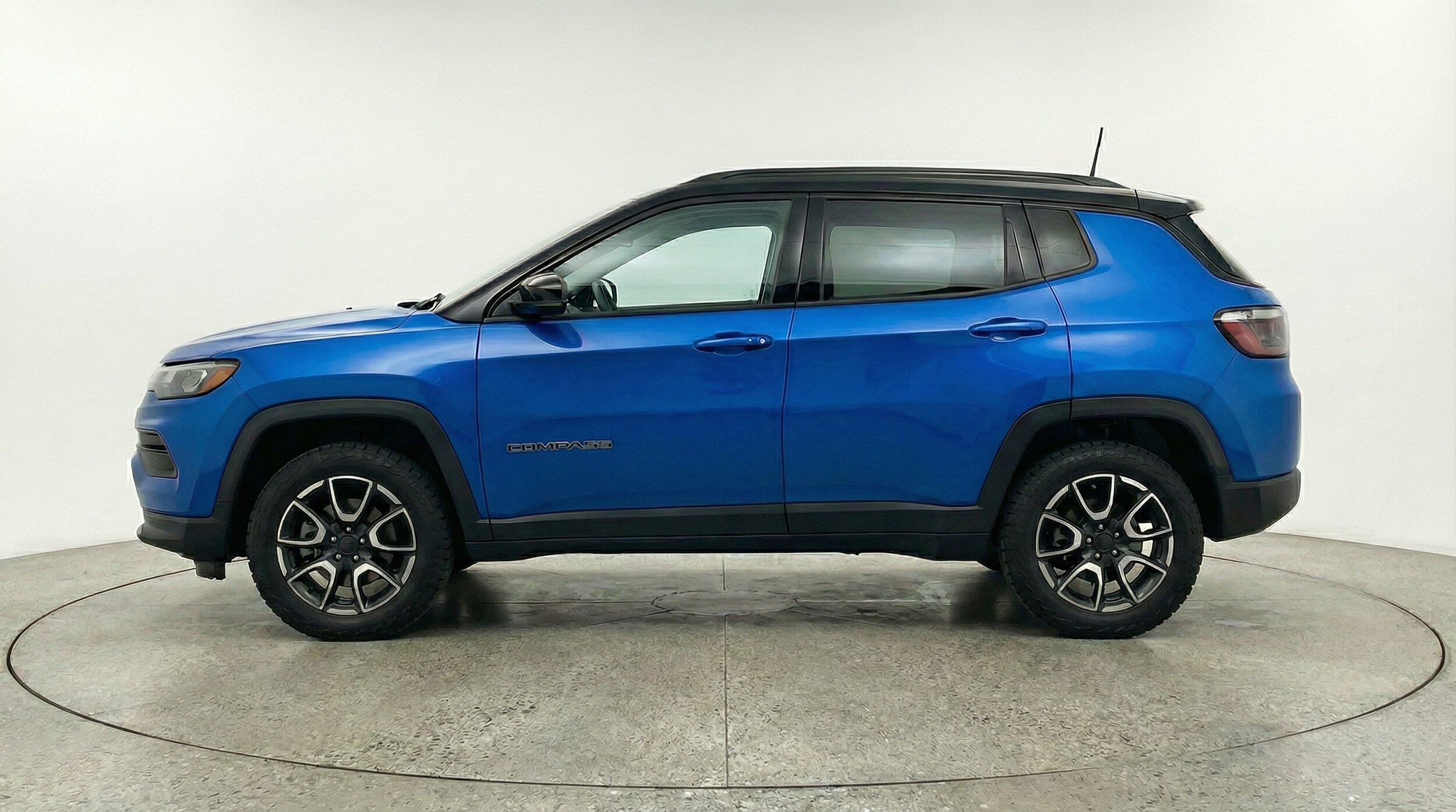 Thumbnail: 2025 Jeep Compass - 4