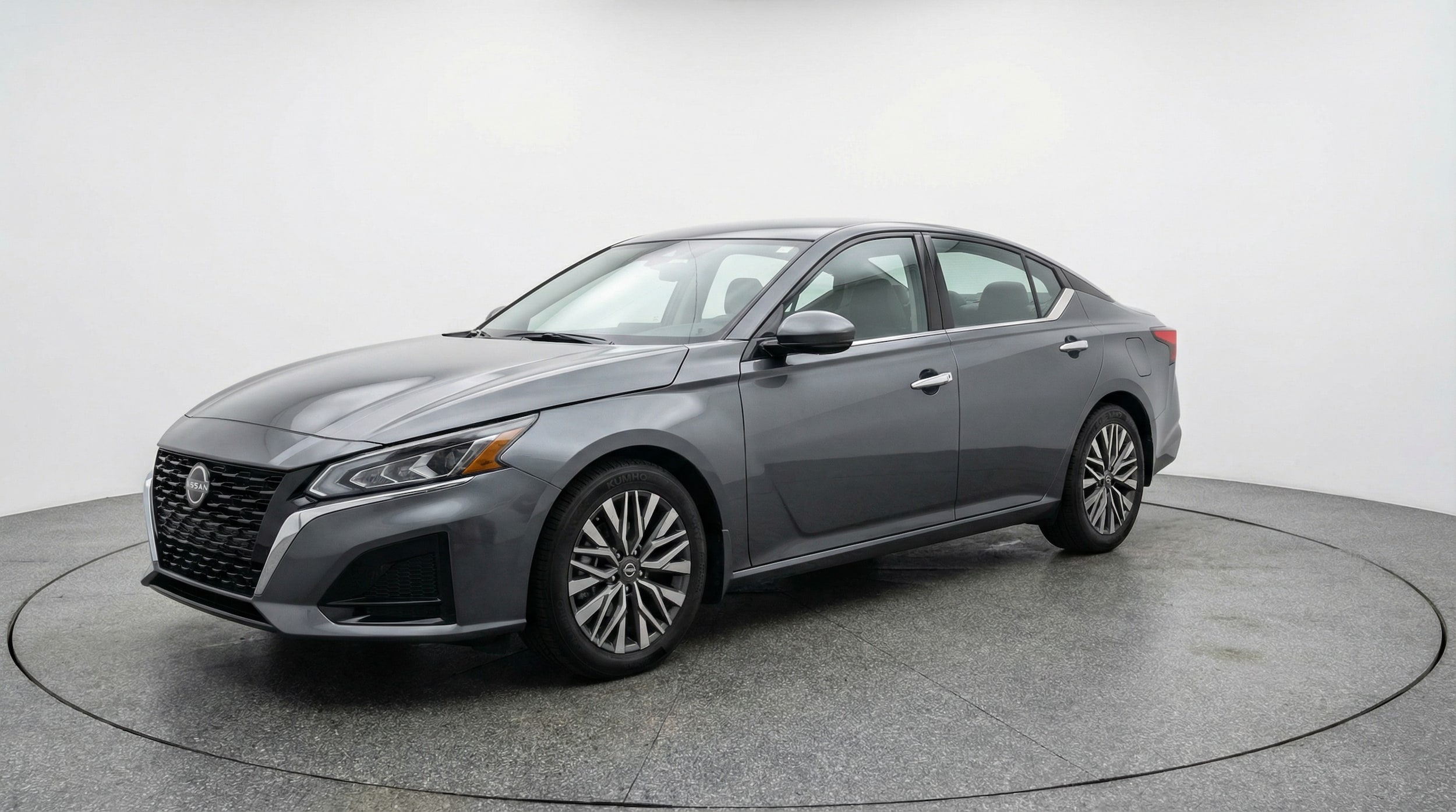 Thumbnail: 2025 Nissan Altima - 3