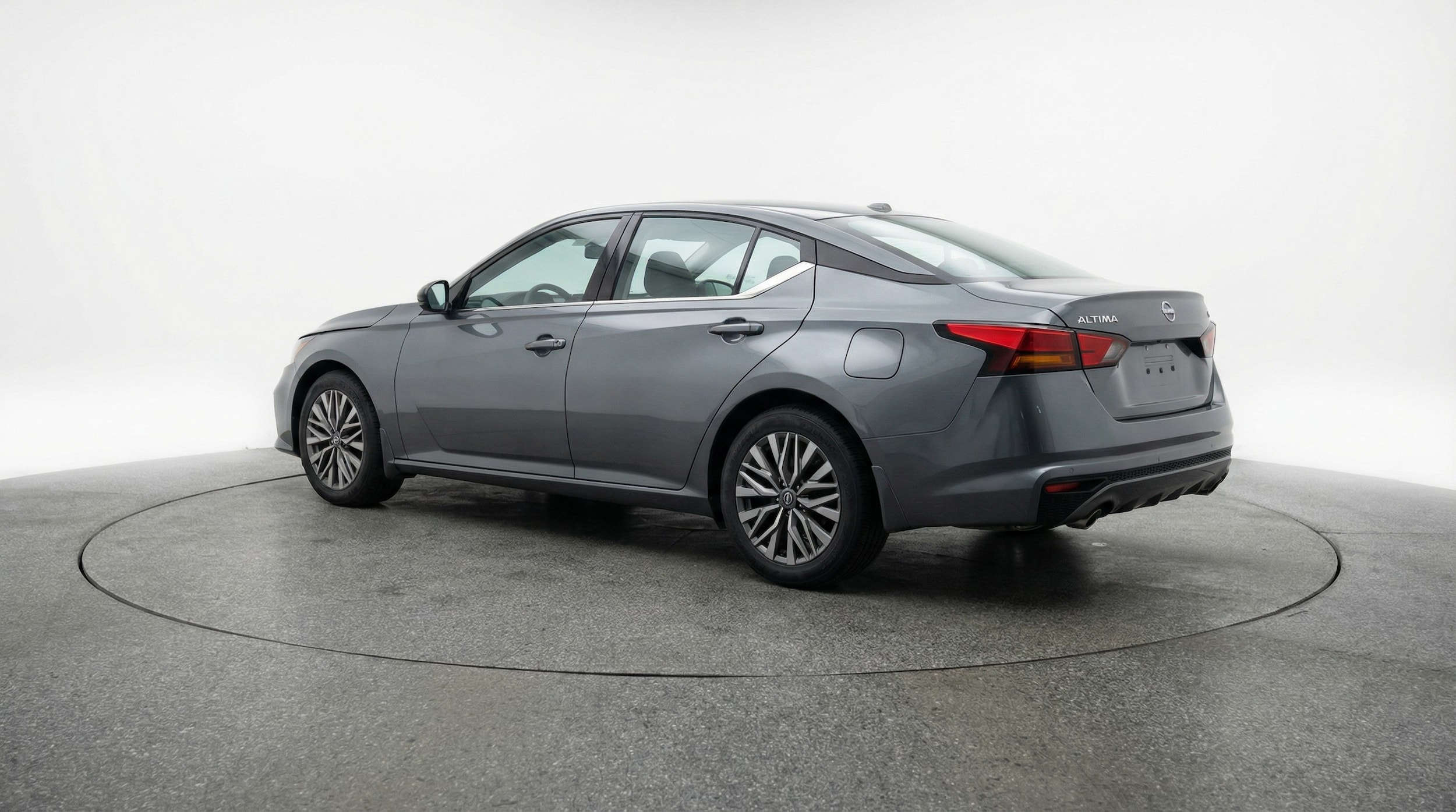 Thumbnail: 2025 Nissan Altima - 5