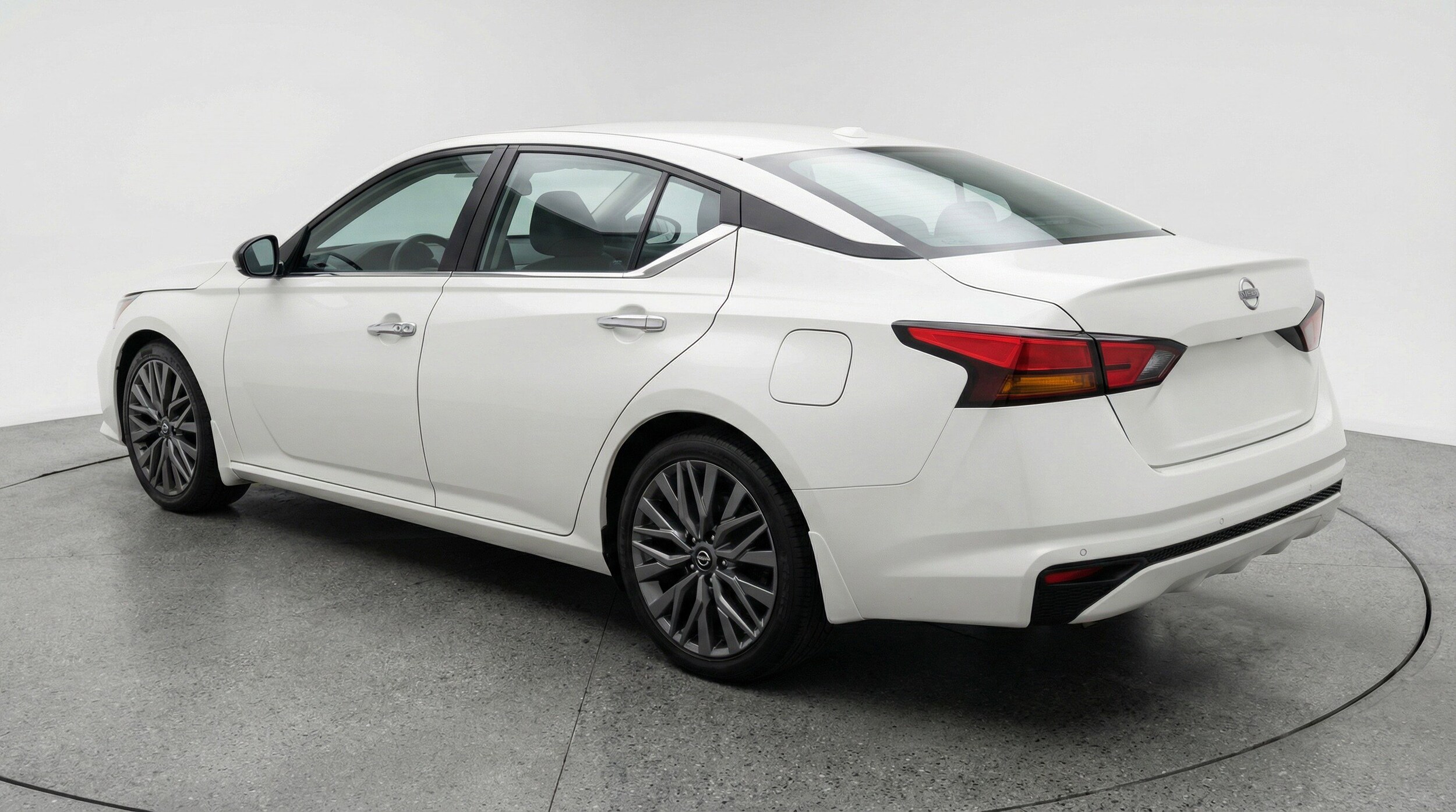 Thumbnail: 2025 Nissan Altima - 6