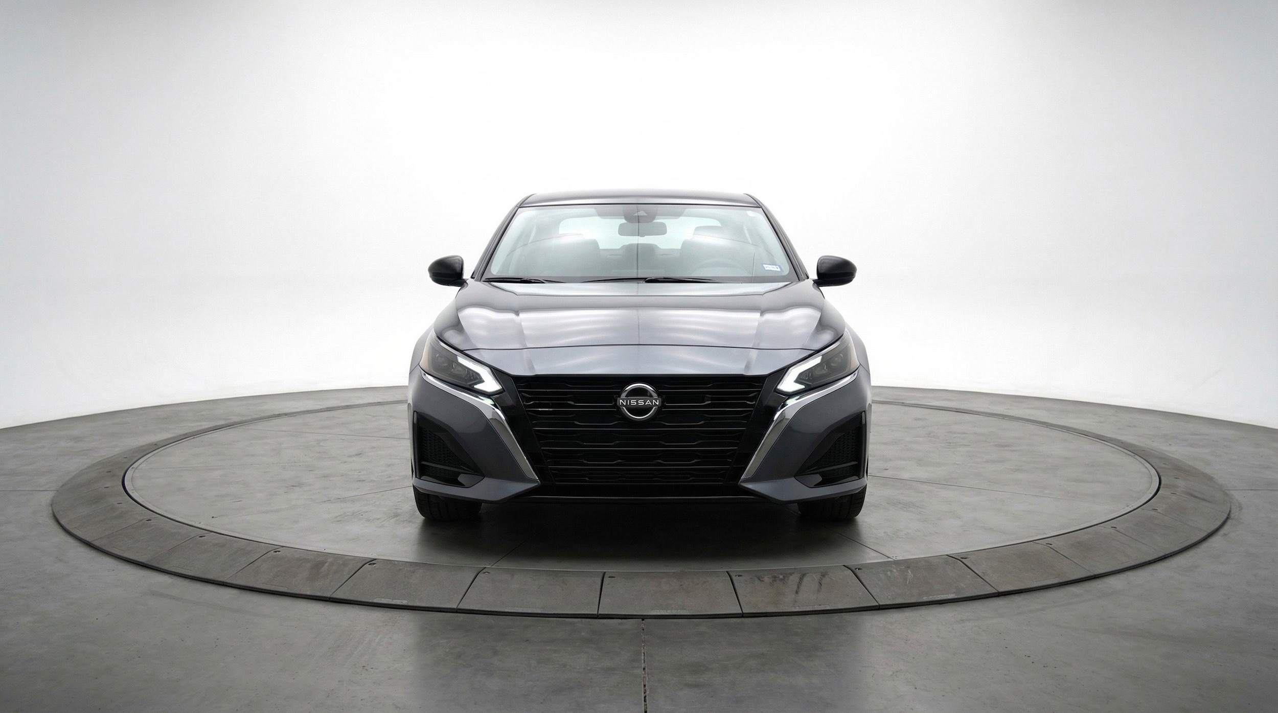 Thumbnail: 2025 Nissan Altima - 2