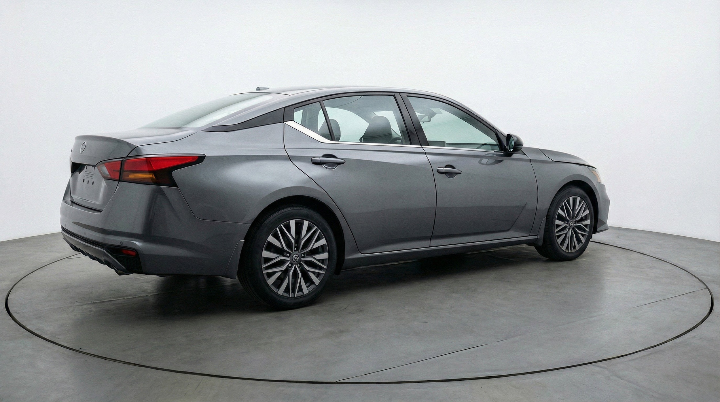 Thumbnail: 2025 Nissan Altima - 9