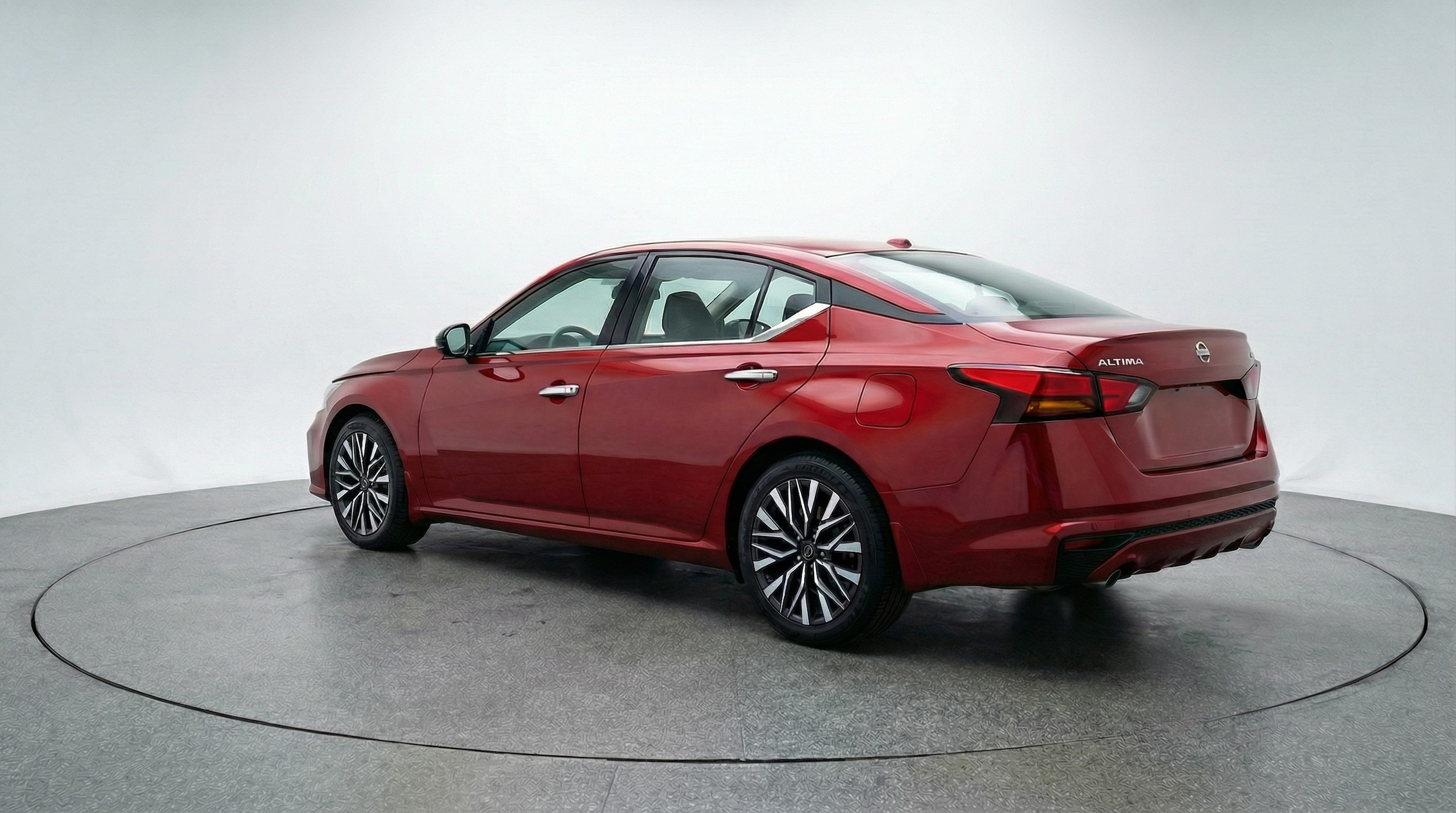 Thumbnail: 2025 Nissan Altima - 5