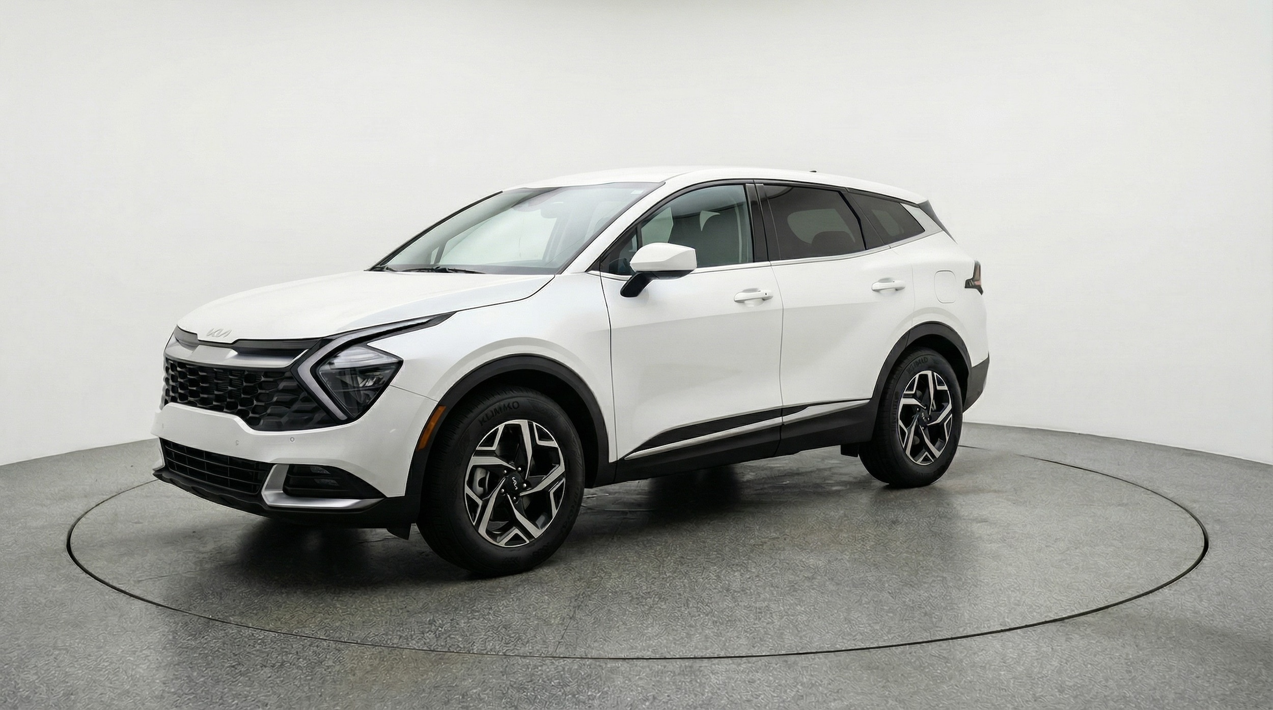 Thumbnail: 2025 Kia Sportage - 3