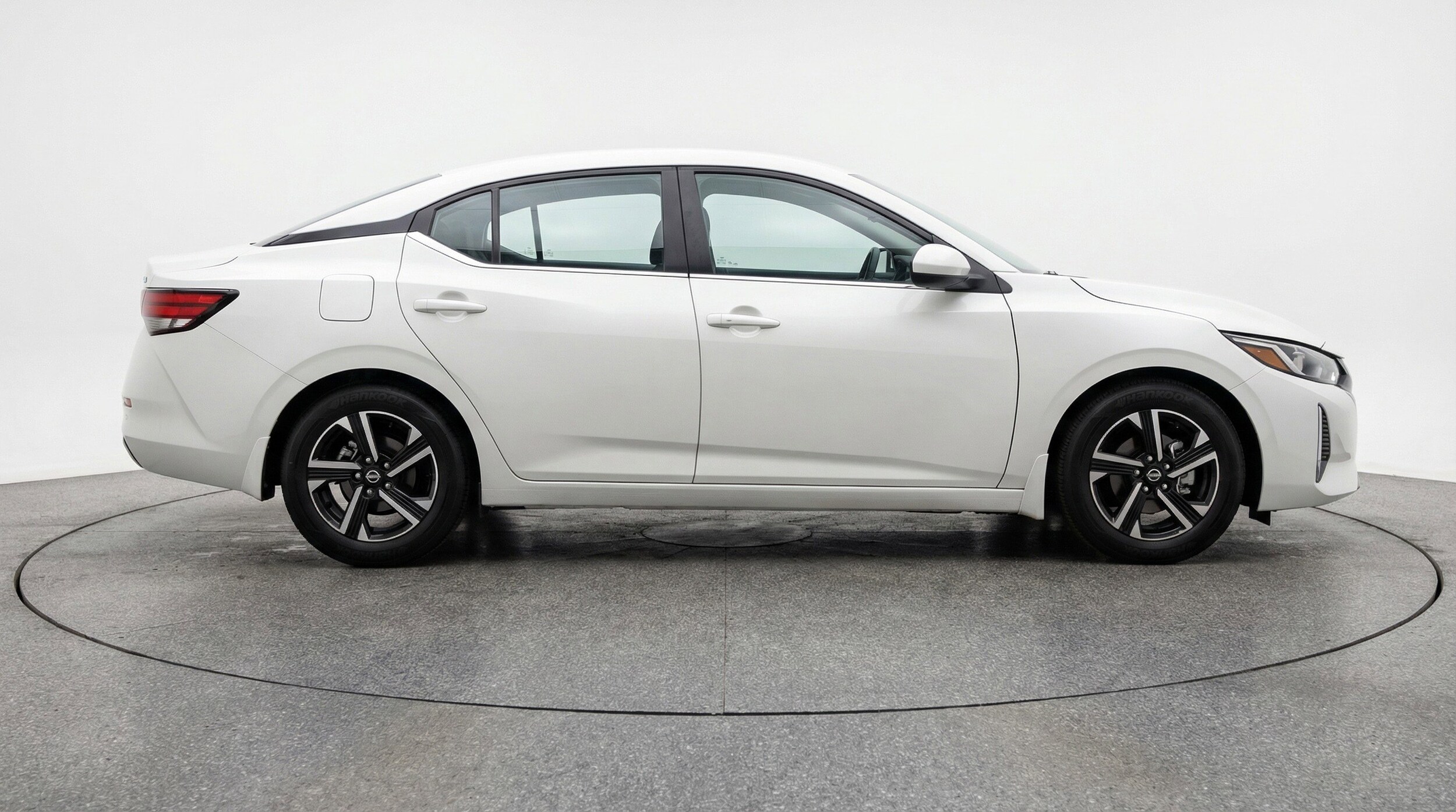 Thumbnail: 2025 Nissan Sentra - 11