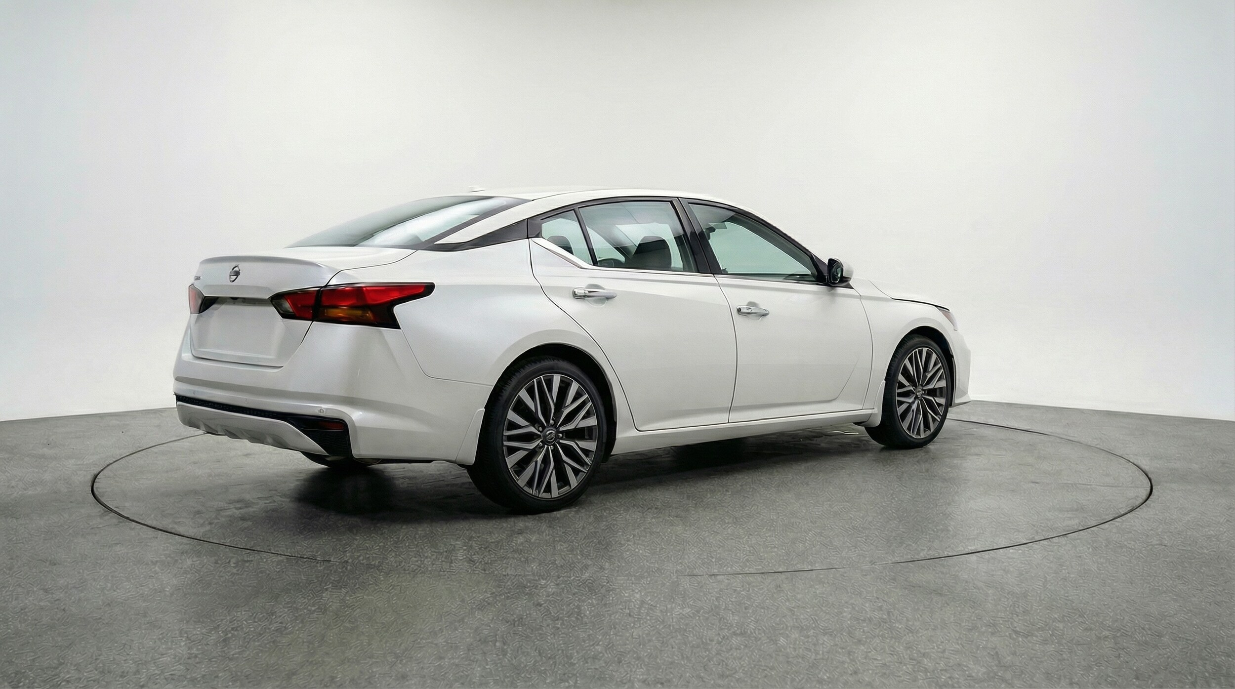 Thumbnail: 2025 Nissan Altima - 7