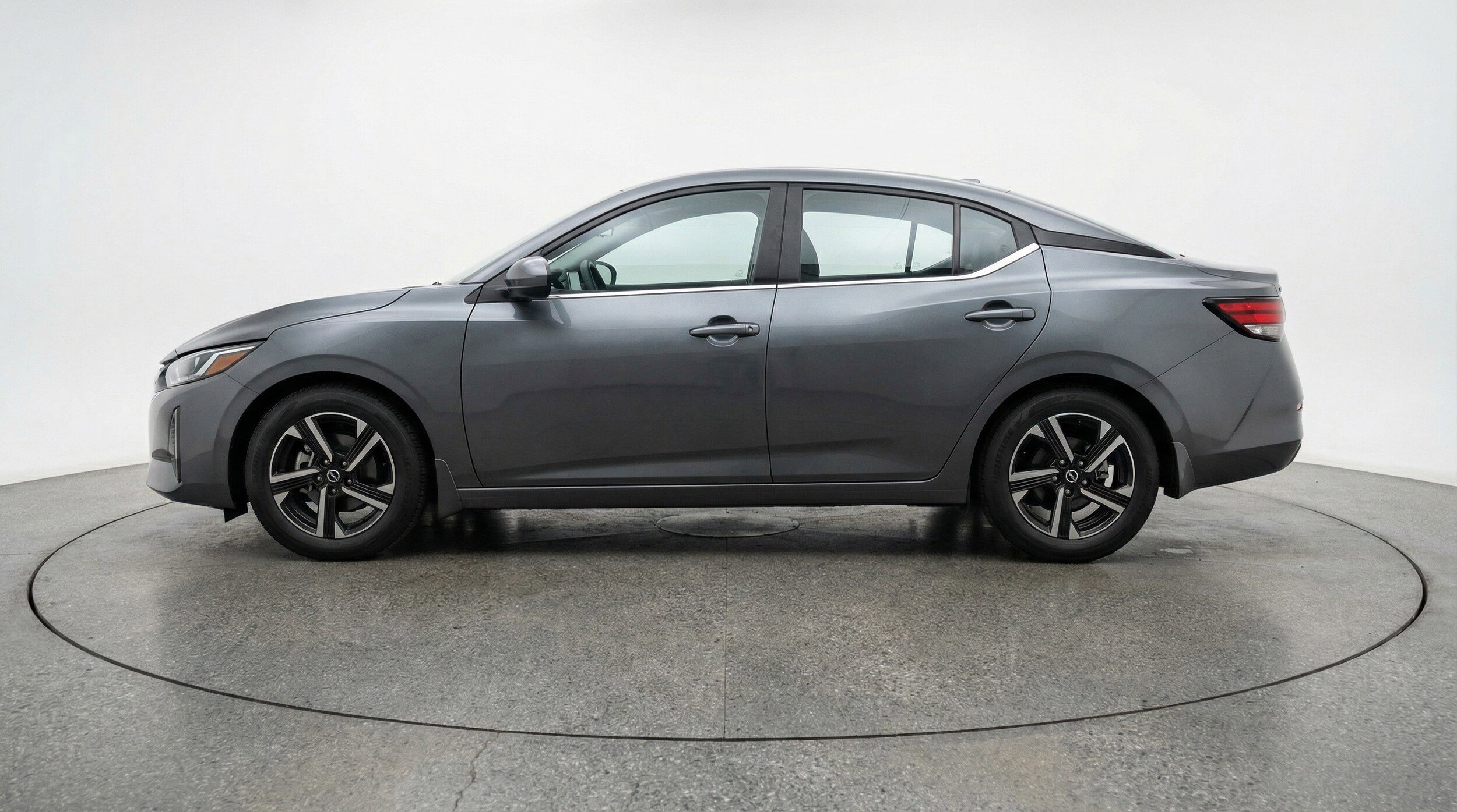 Thumbnail: 2025 Nissan Sentra - 5