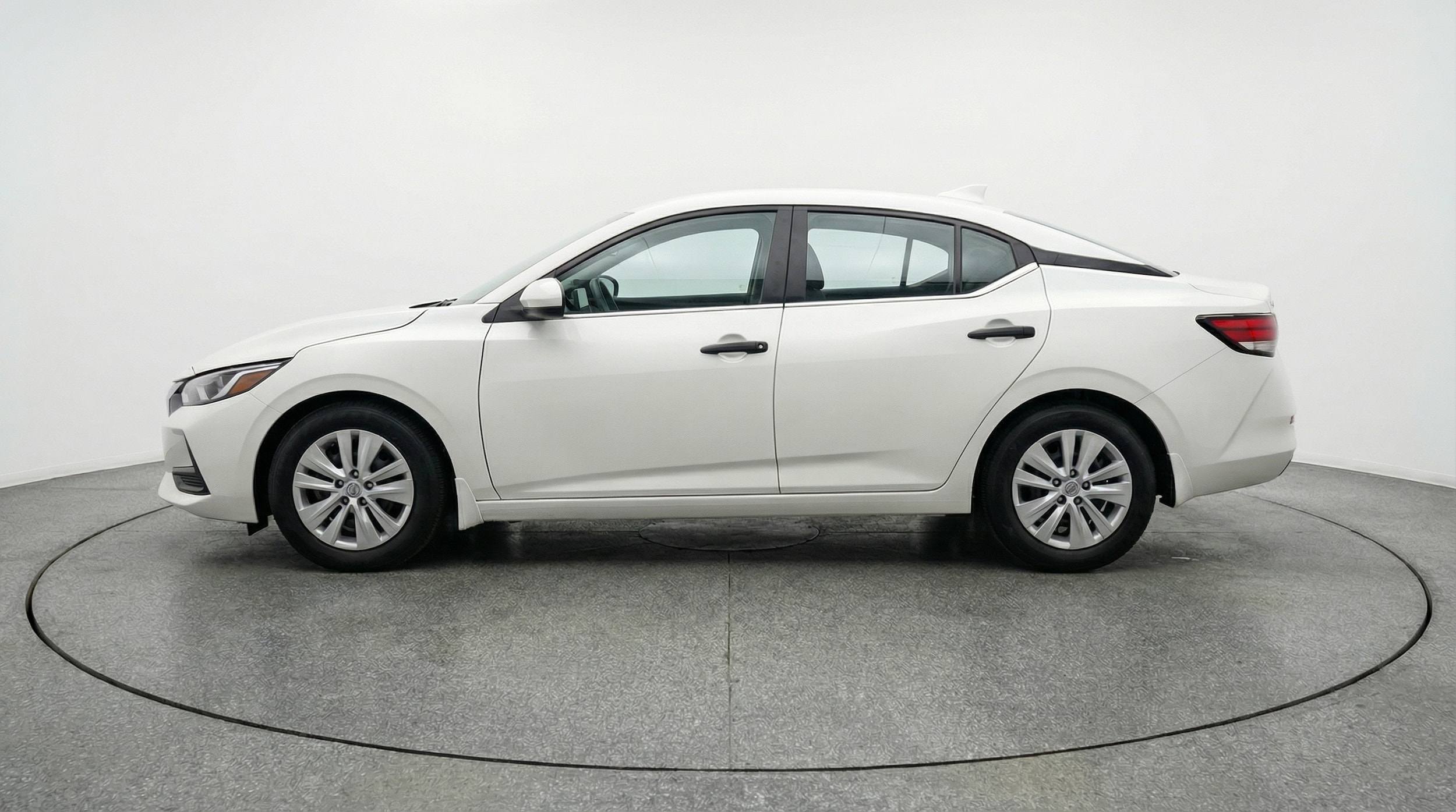 Thumbnail: 2025 Nissan Sentra - 4