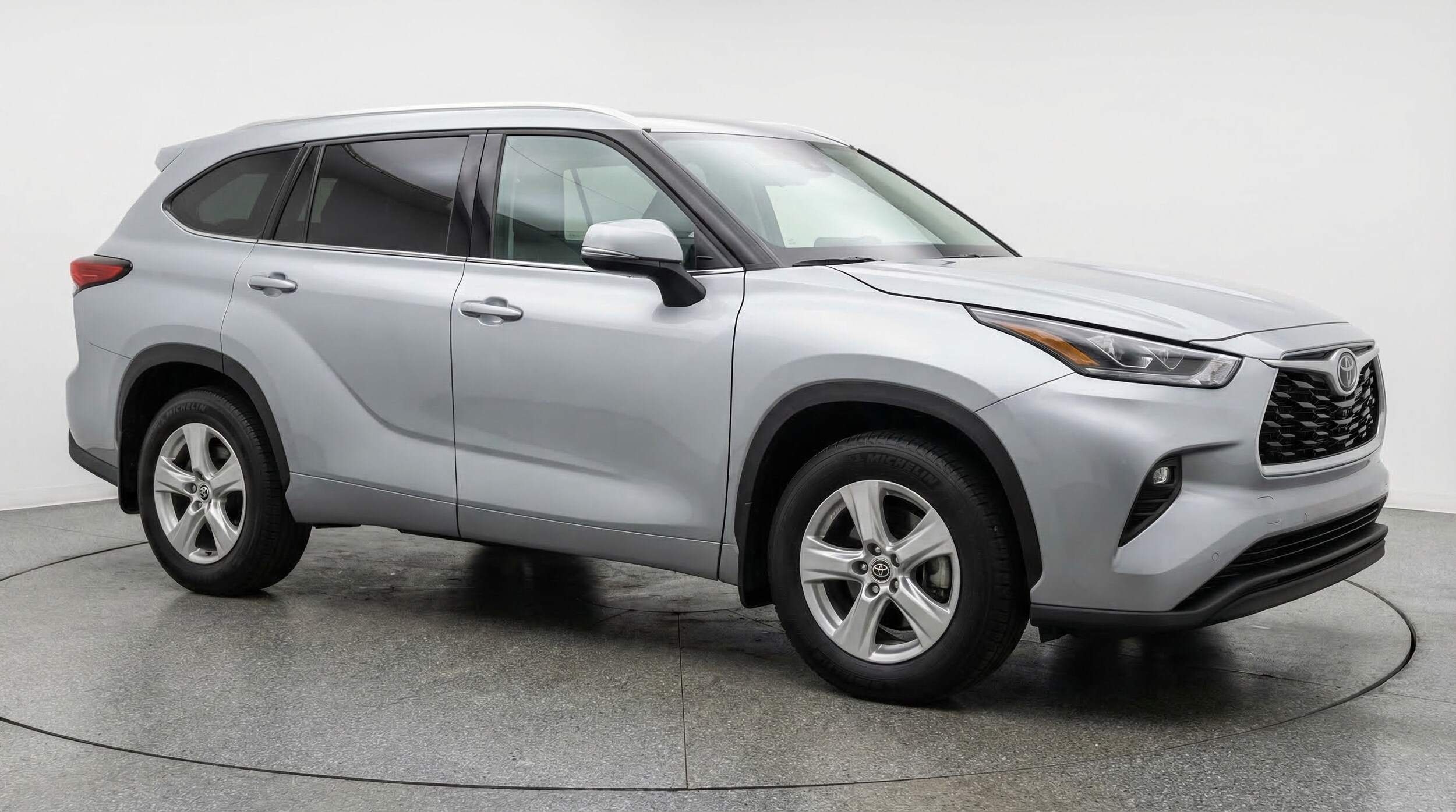 Thumbnail: 2025 Toyota Highlander - 1