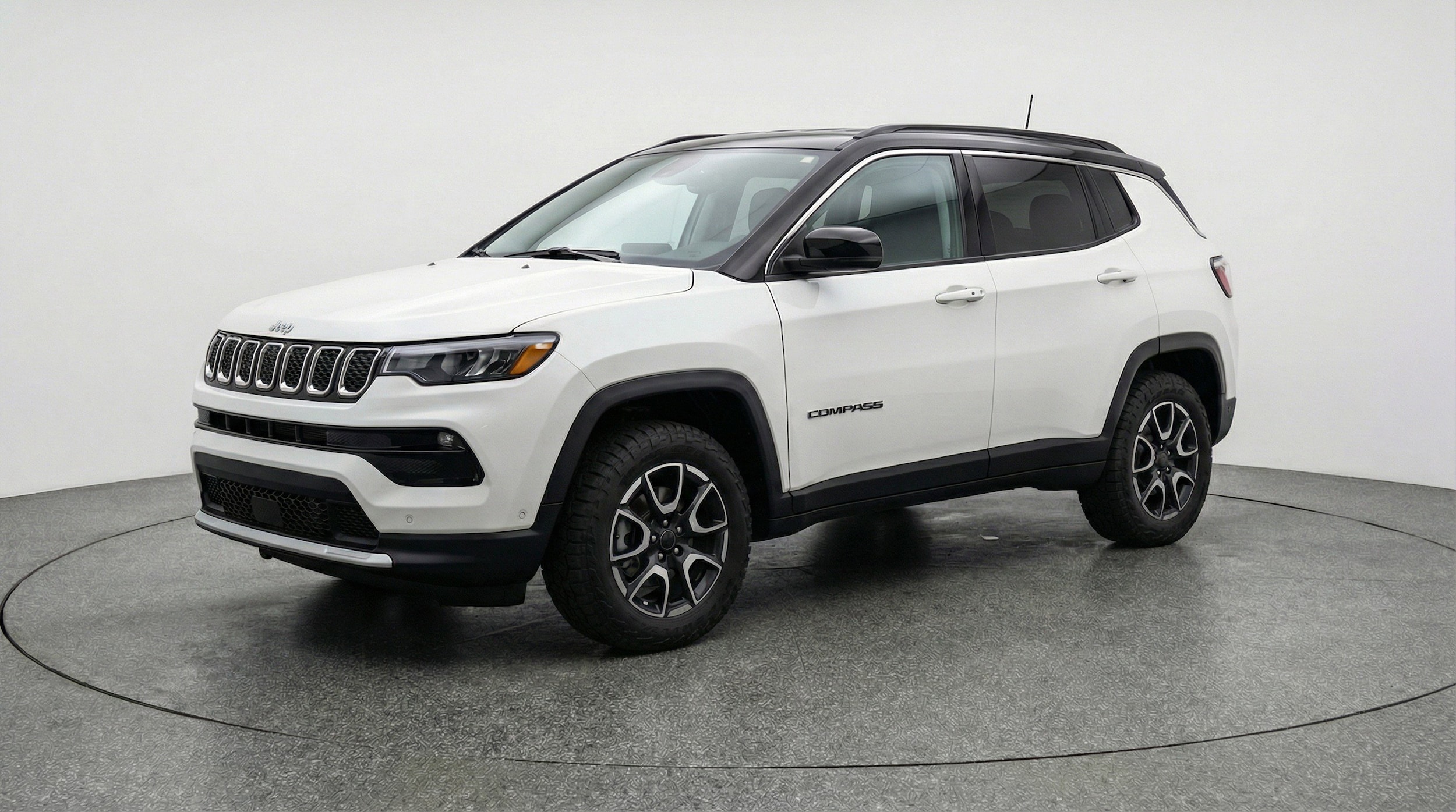 Thumbnail: 2025 Jeep Compass - 3
