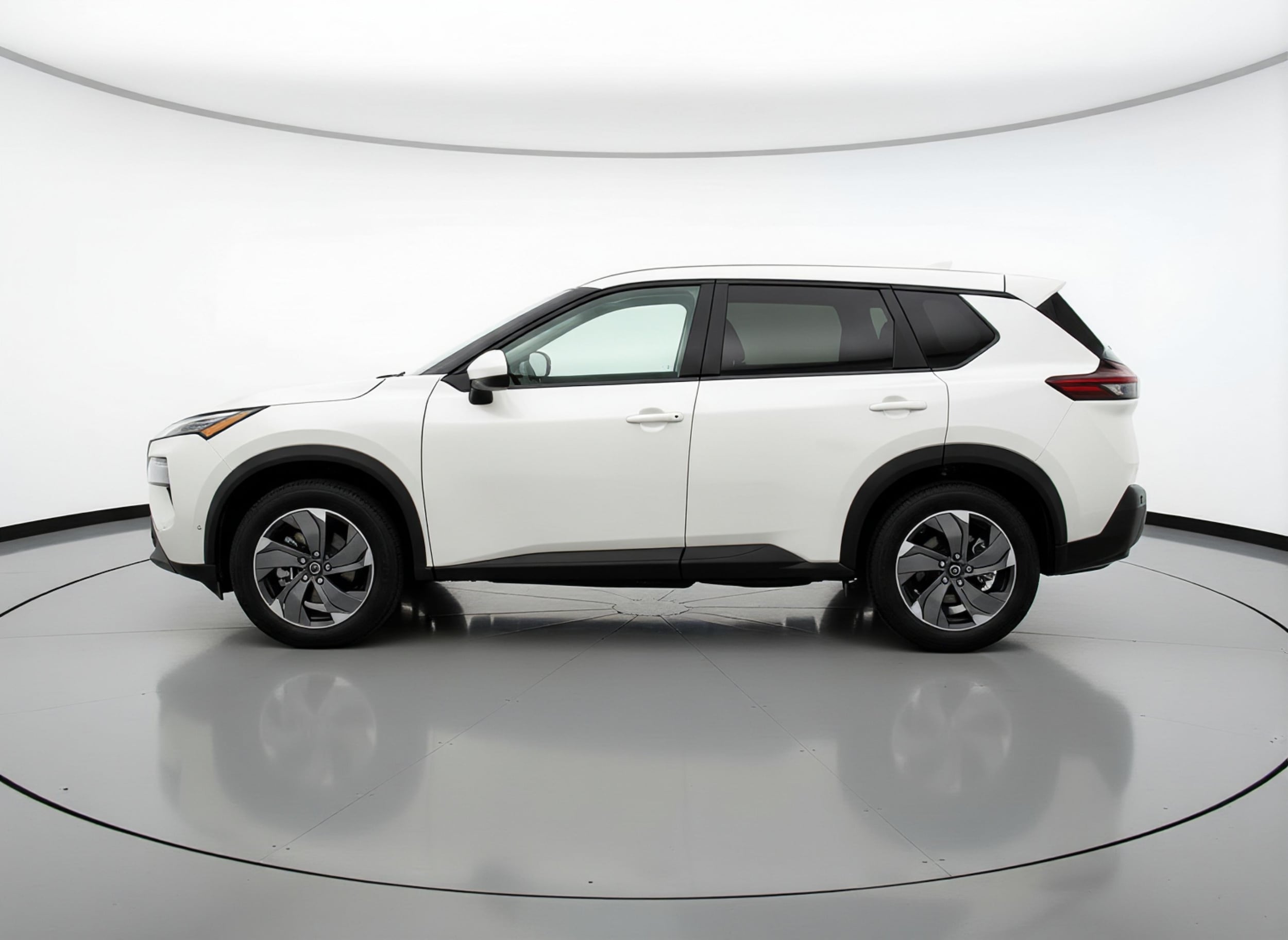 Thumbnail: 2025 Nissan Rogue - 4