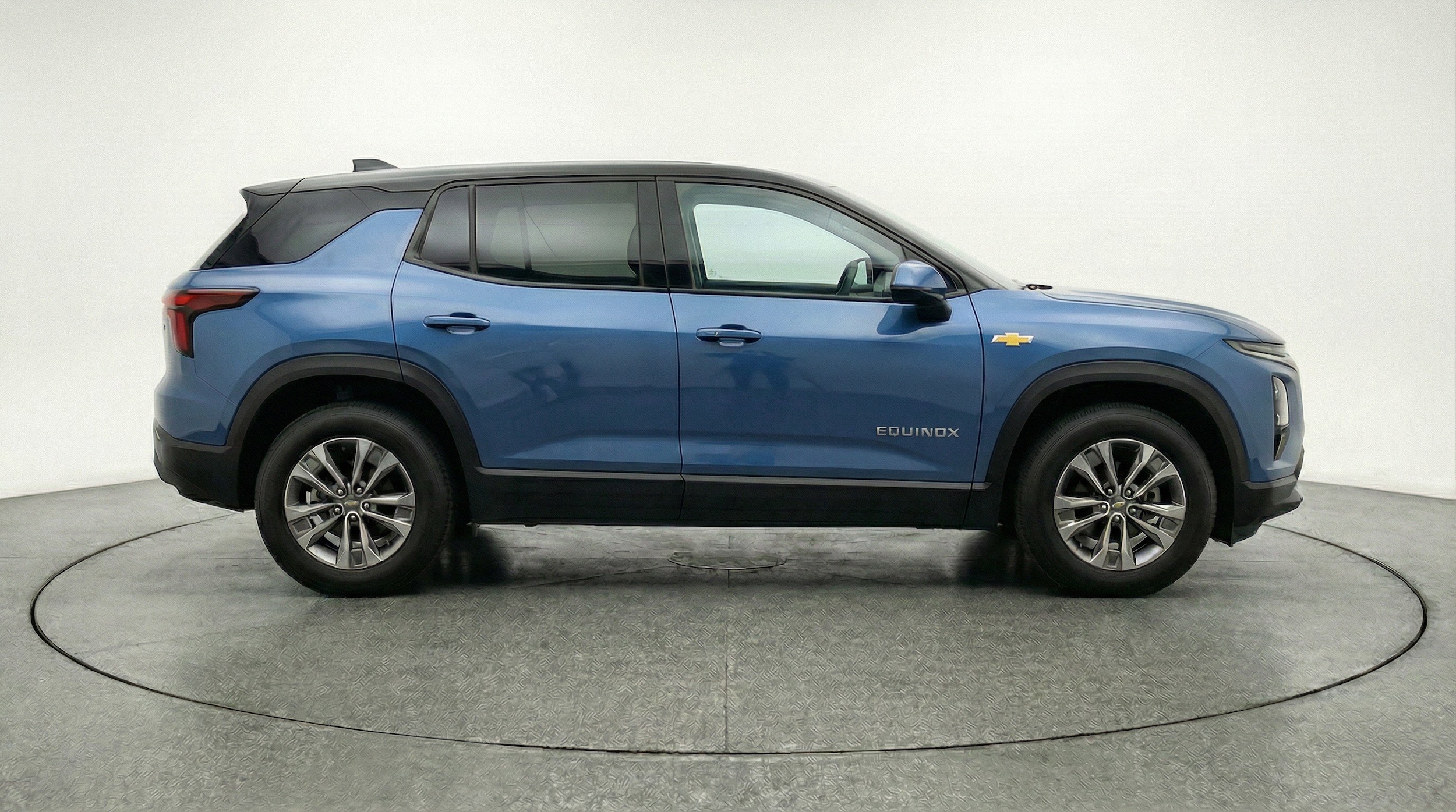 Thumbnail: 2025 Chevrolet Equinox - 11