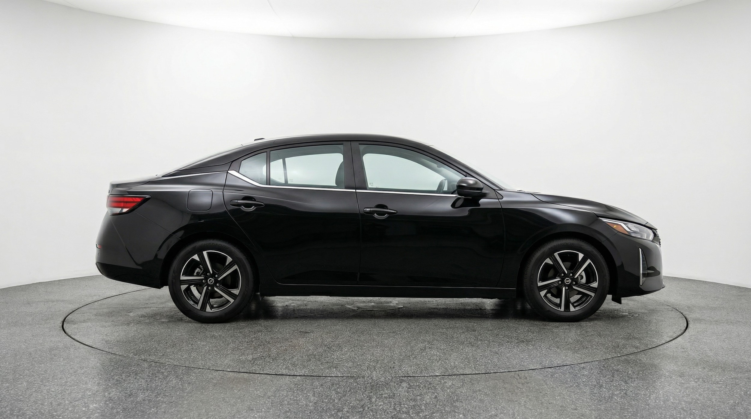 Thumbnail: 2025 Nissan Sentra - 8