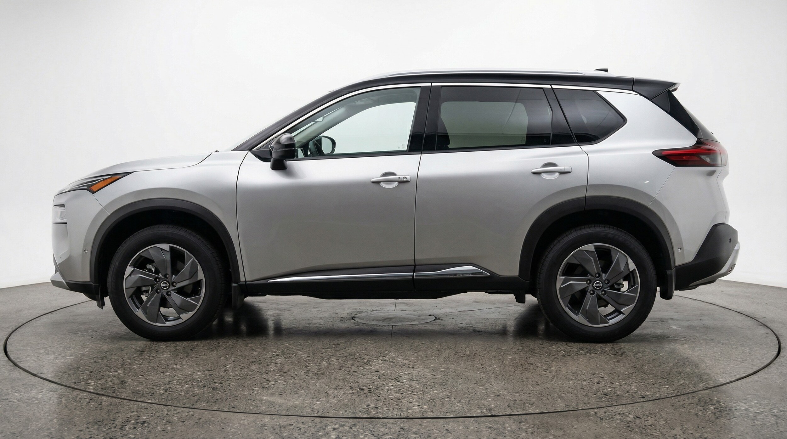 Thumbnail: 2025 Nissan Rogue - 4